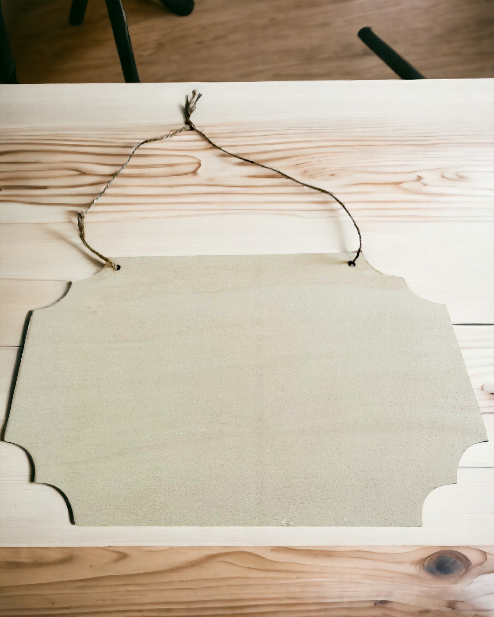 Wooden Decorative Pendant with Personalization Option – Various Shapes