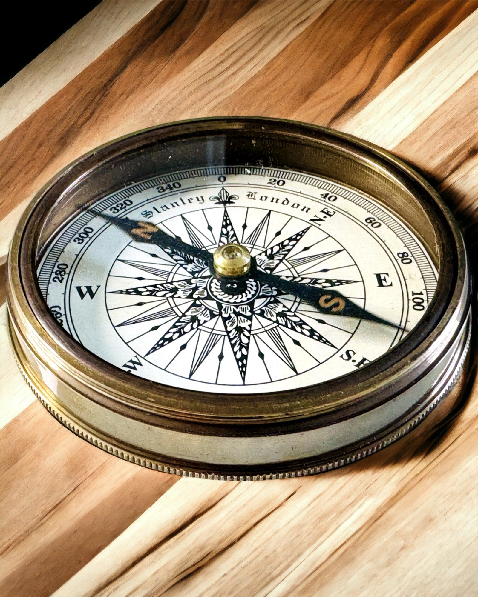 Sailing compass "Stanley Marine London" with personalization option, 2 variants to choose from