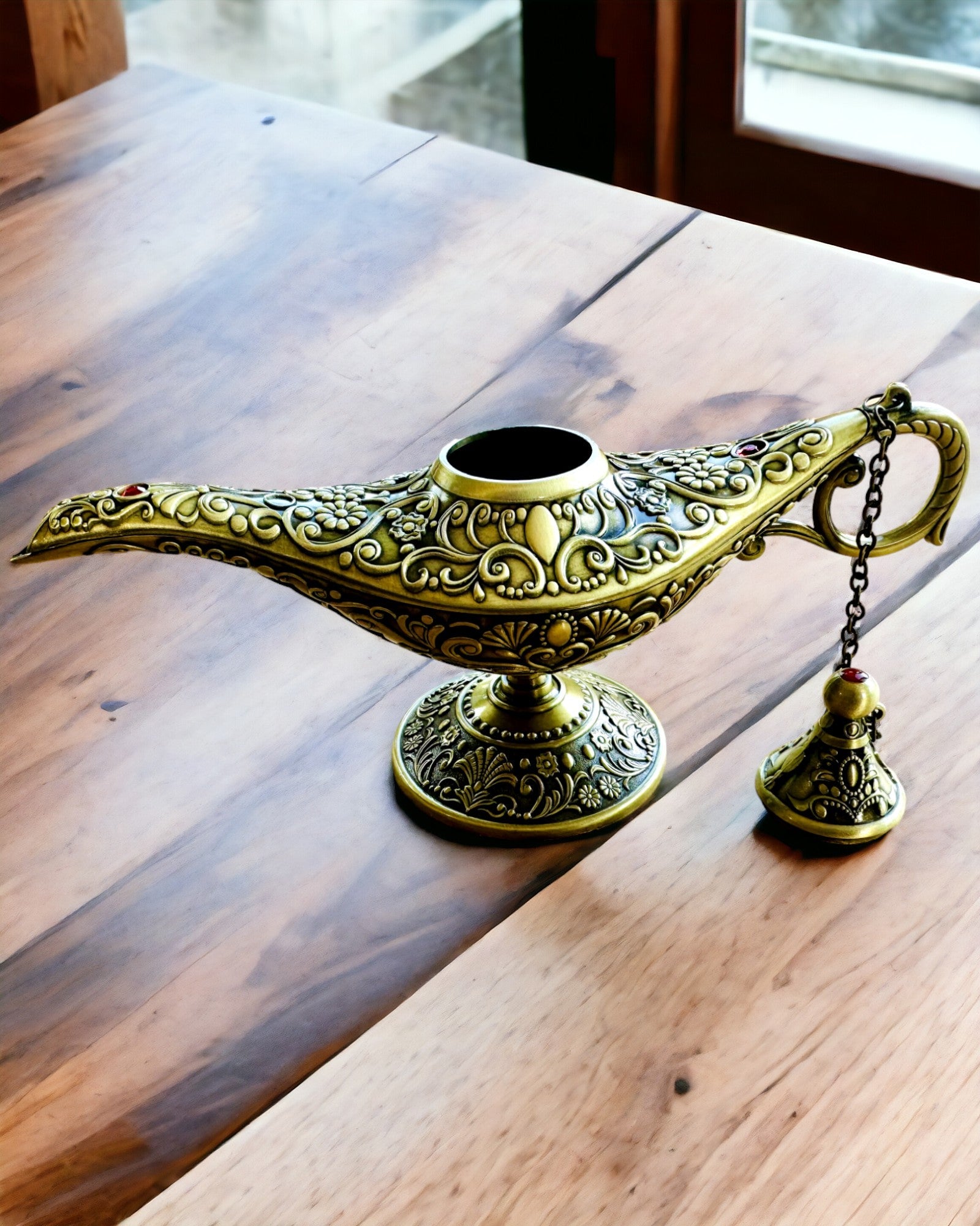 Magic Aladdin Lamp with Engraving Option - Shredded Gold Variant