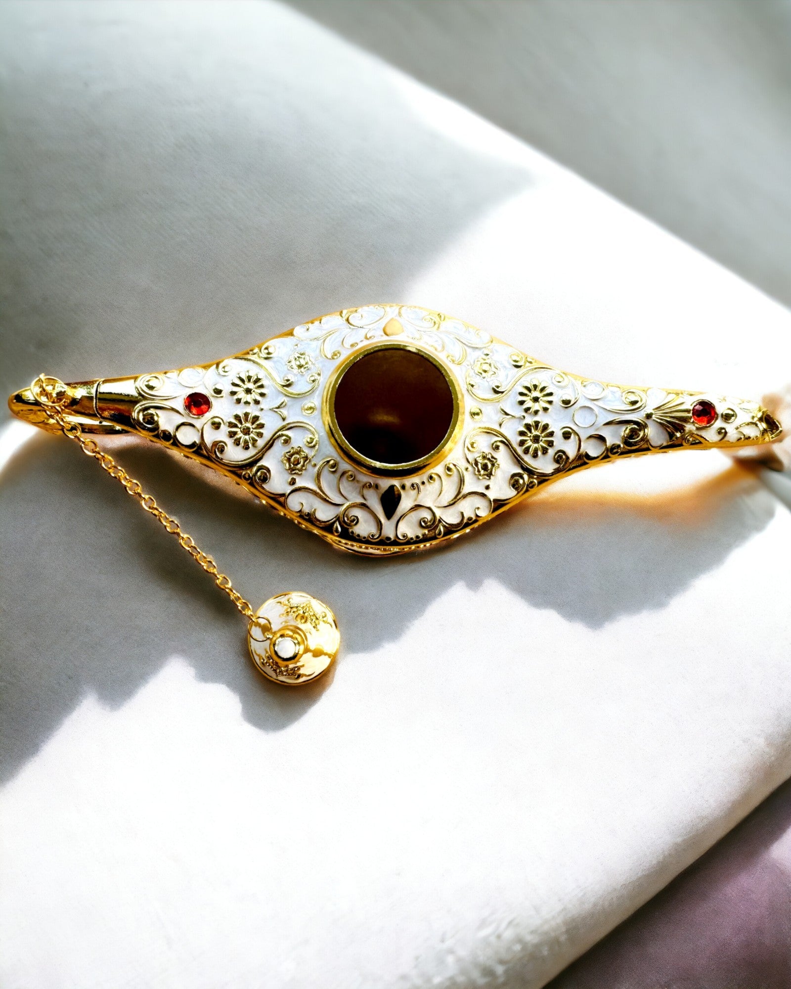 Magic Aladdin Lamp with Engraving Option - White Variant, interwoven with gold