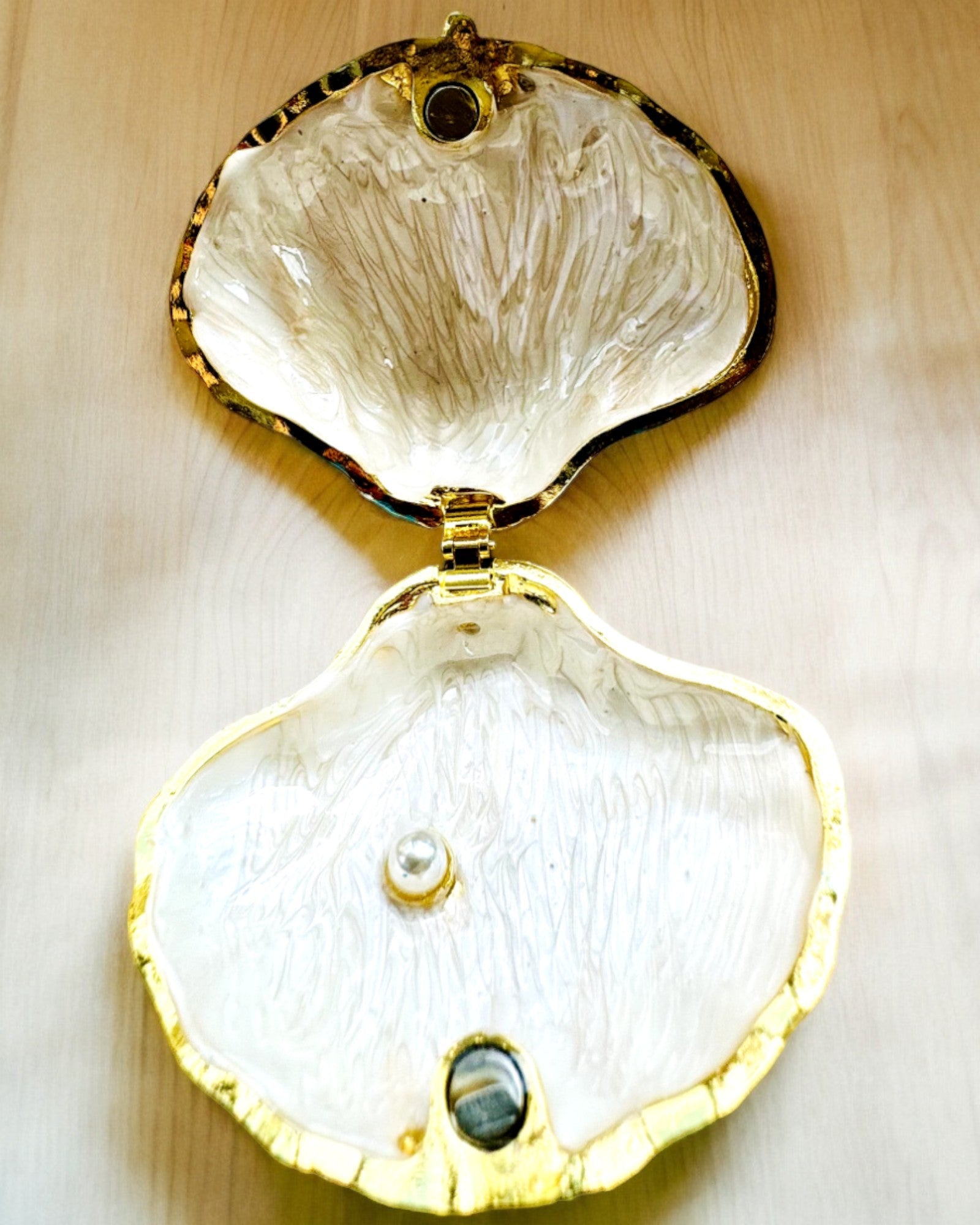 Treasure of Memories Shell - Jewelry Box with Custom Engraving Option, Gift