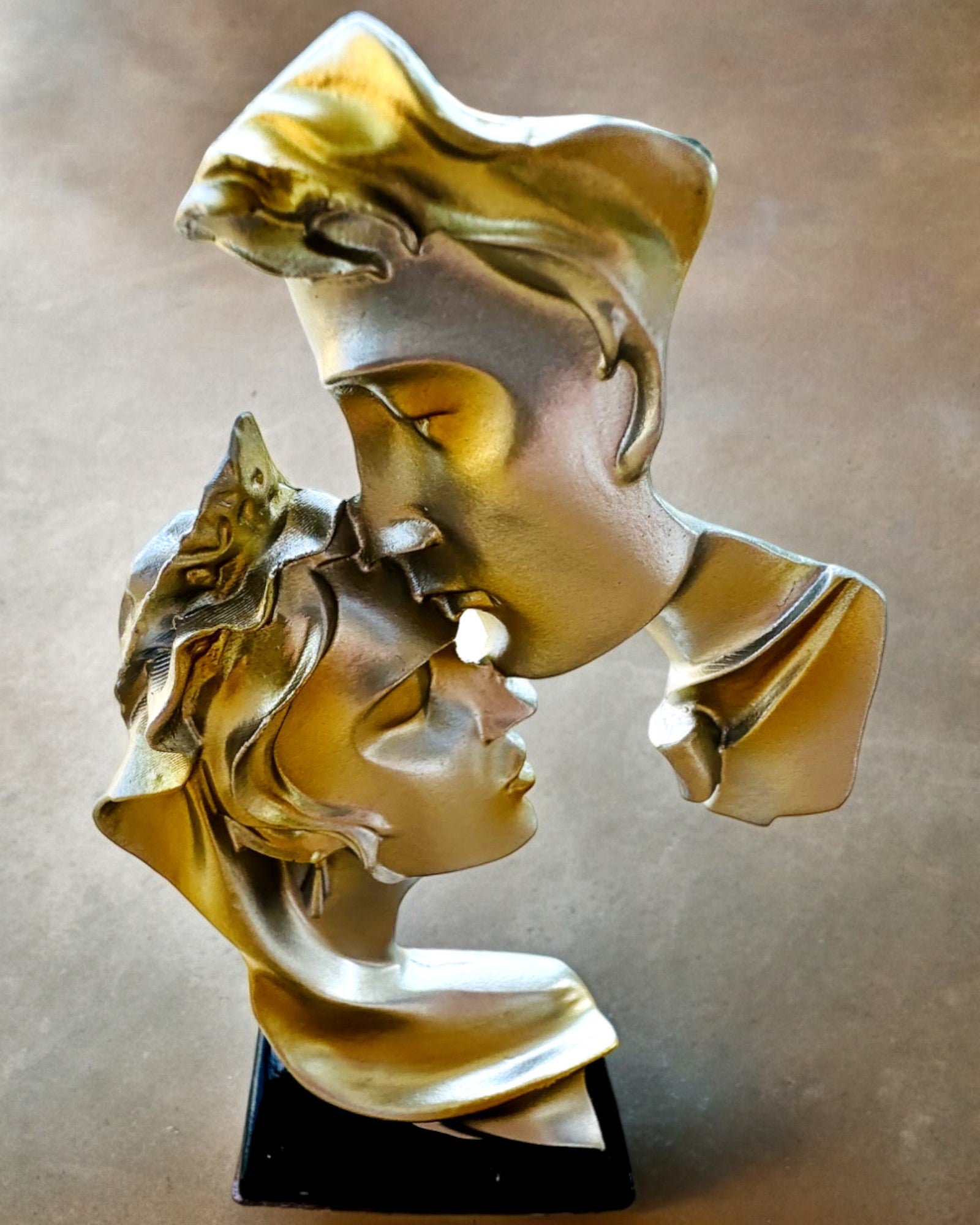 Figurine "Elegance in Stone" silver color - Decorative with Engraving Option, 2 dimensions to choose from