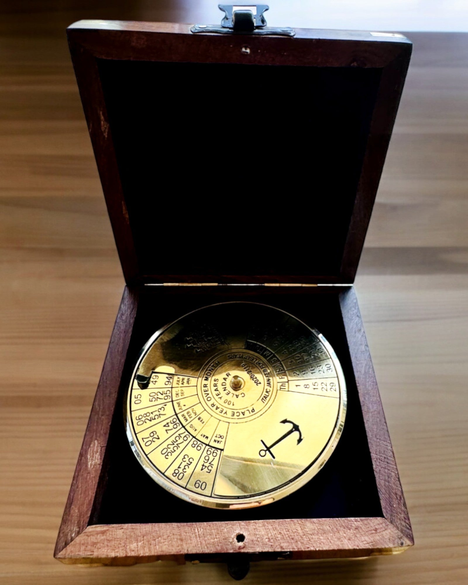 Wooden Box for Compass "Navigator" - personalization with engraving available