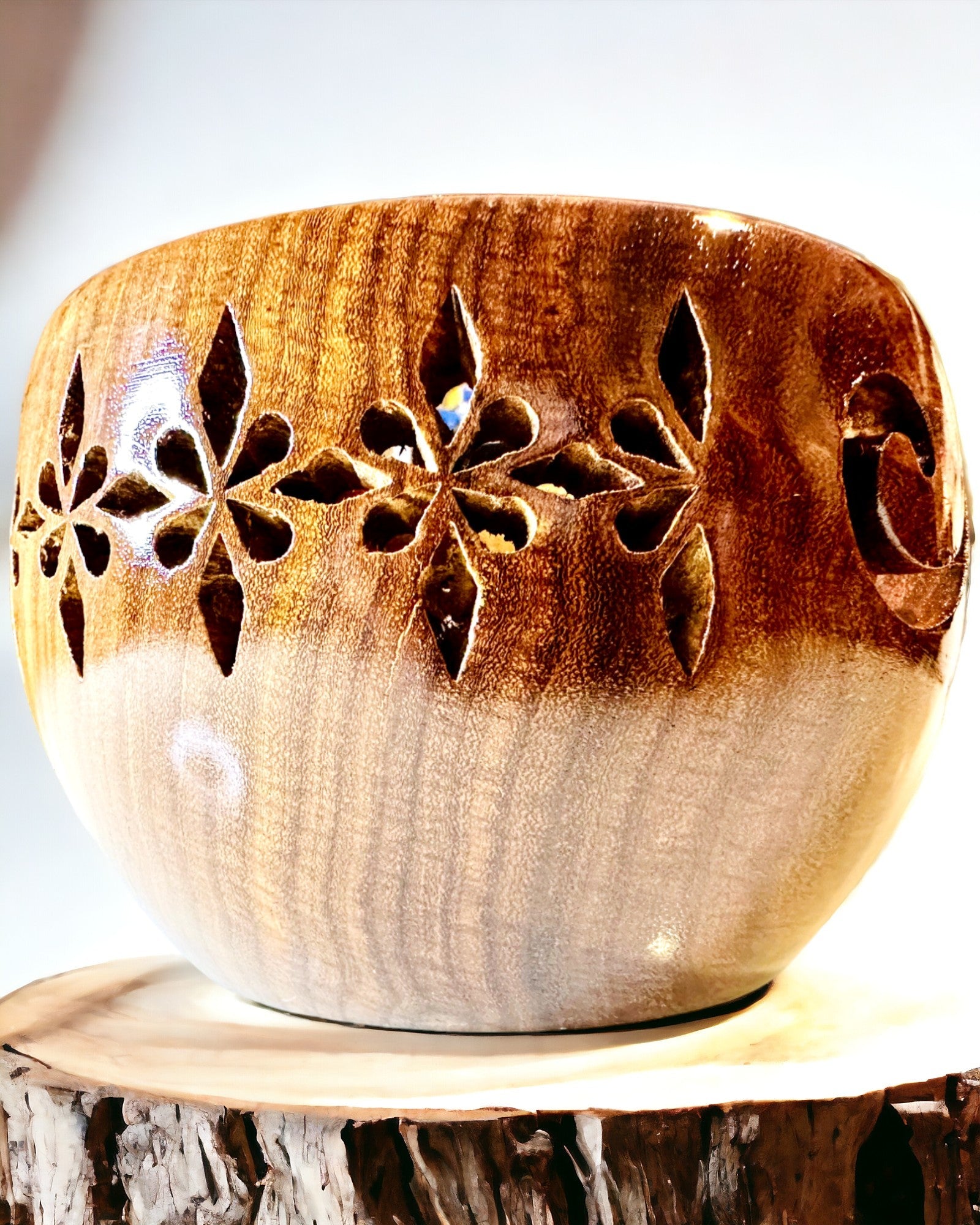 Bowl "Indyjskie Rękodzieło" - Premium, Handcrafted with Engraving Option
