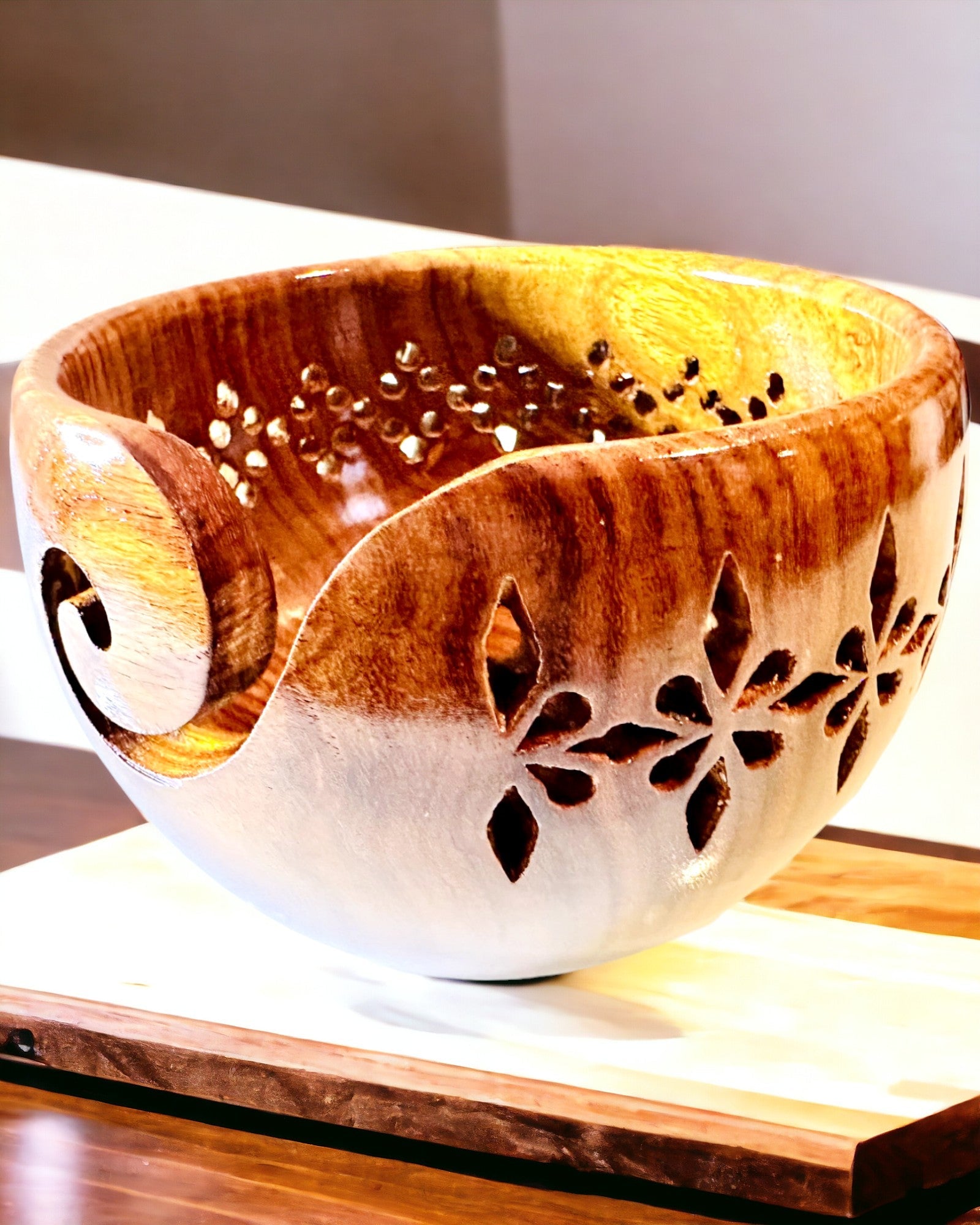Bowl "Indyjskie Rękodzieło" - Premium, Handcrafted with Engraving Option