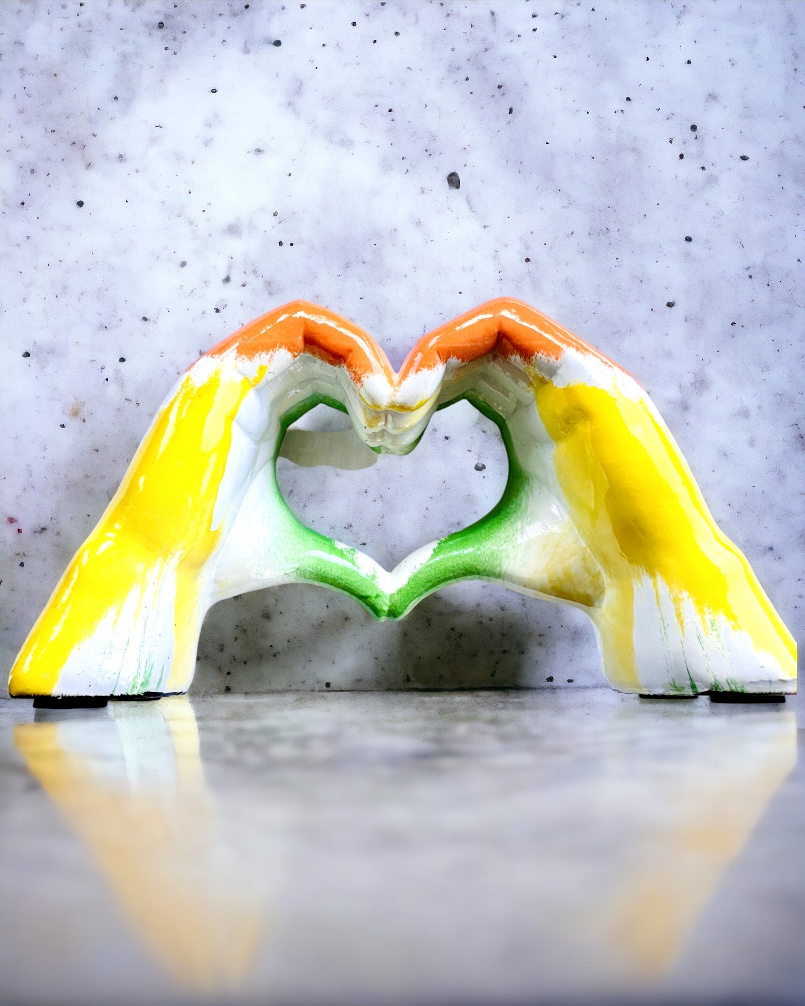 Colorful Spatial Heart - Decorative Resin Figurine with Personalization Option, as a Gift