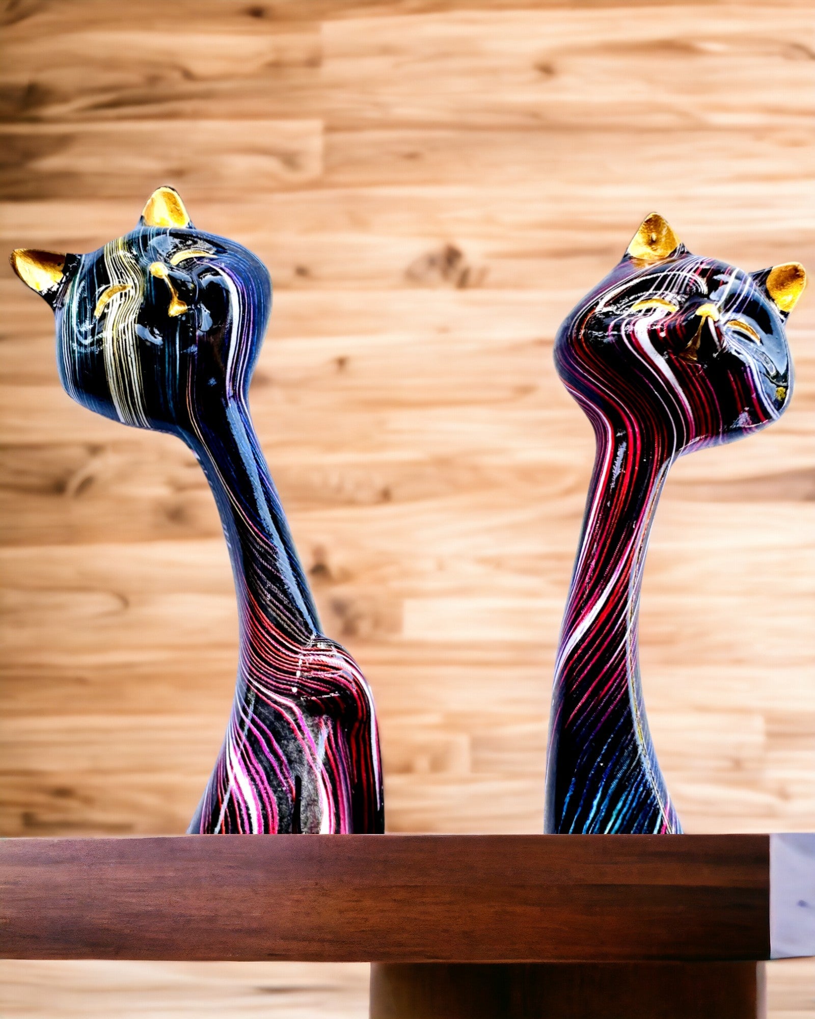 "Koci Eleganci" - Decorative Resin Figurine Set with Customizable Engraving