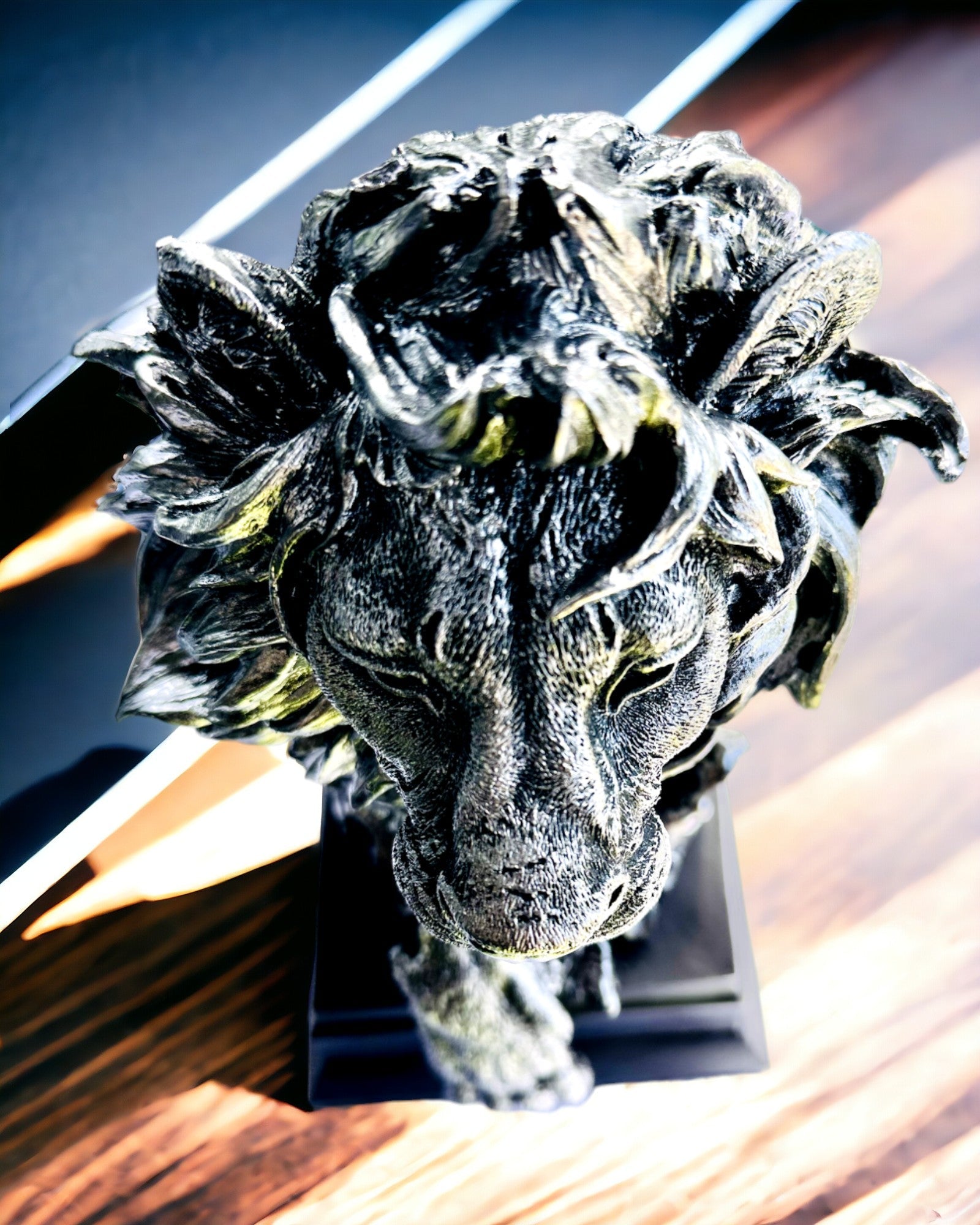 King of the Jungle Lion - Majestic Lion Statuette - silver color, personalization option for a gift