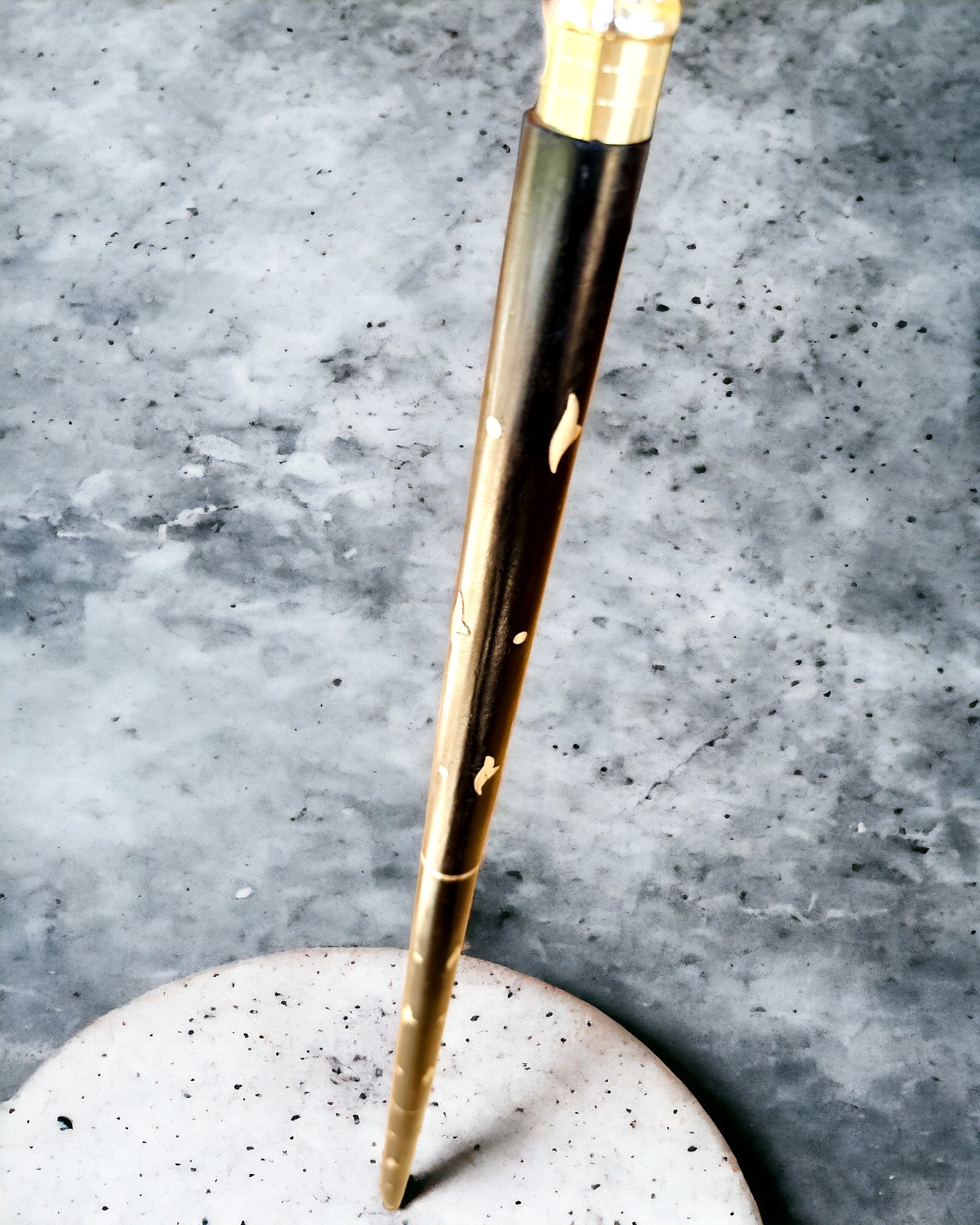 Mango Wood Walking Cane "Jaguar Elegance" - customizable with engraving