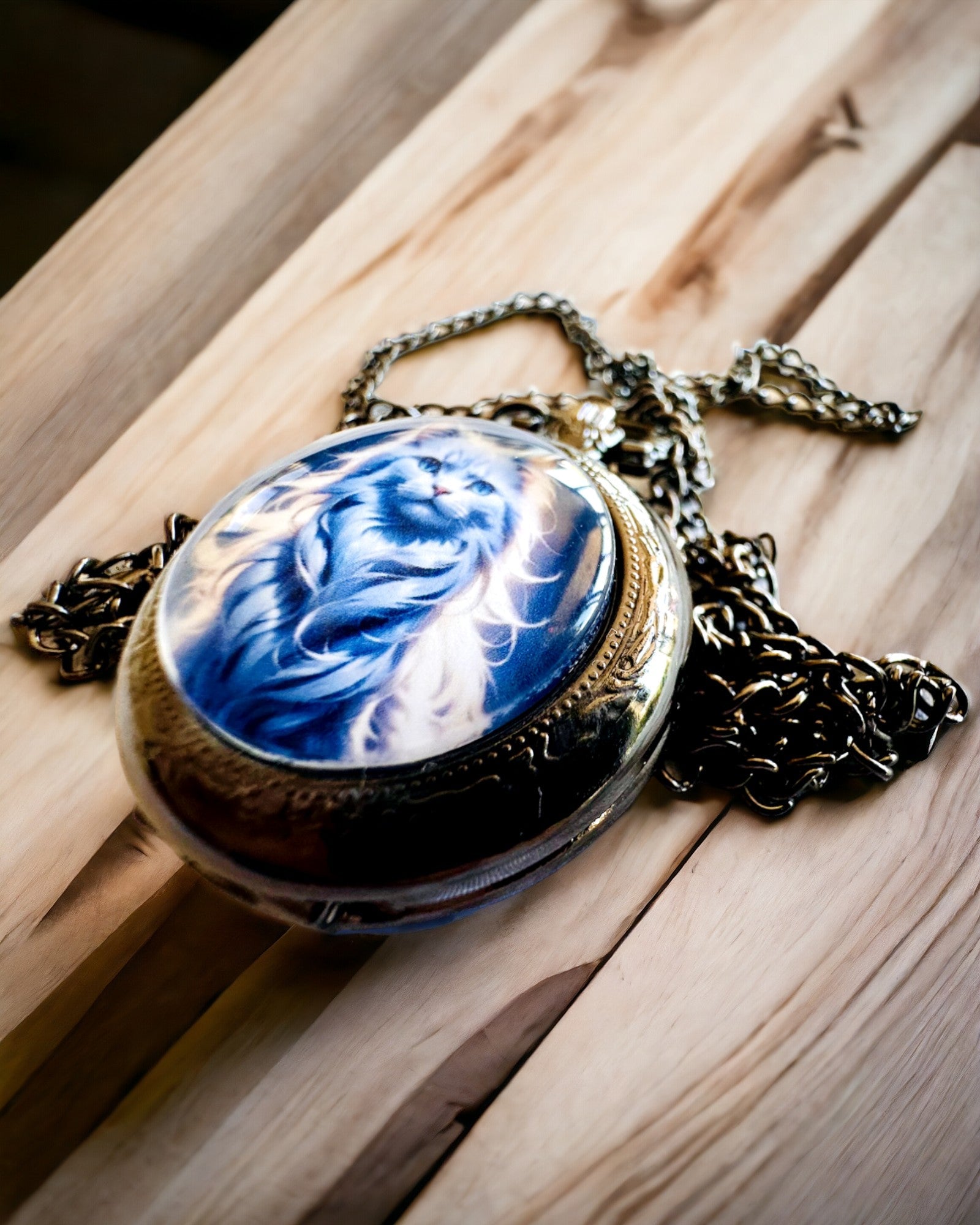"Starry Cat" Pocket Watch with Engraving Option, 2 Color Variants Available