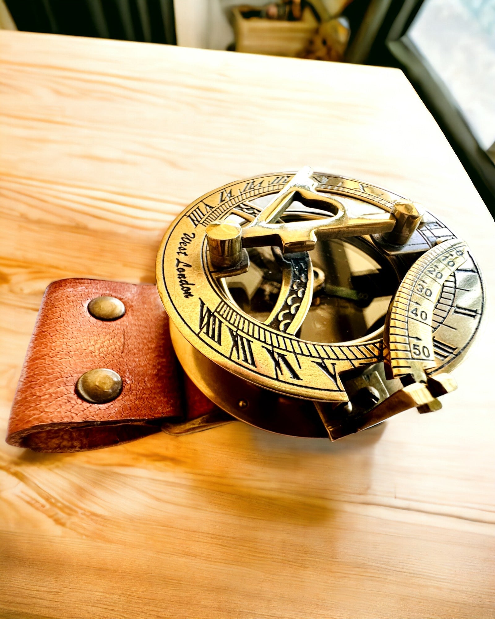 Sundial "Antique Compass", wristwatch with compass, customizable with engraving