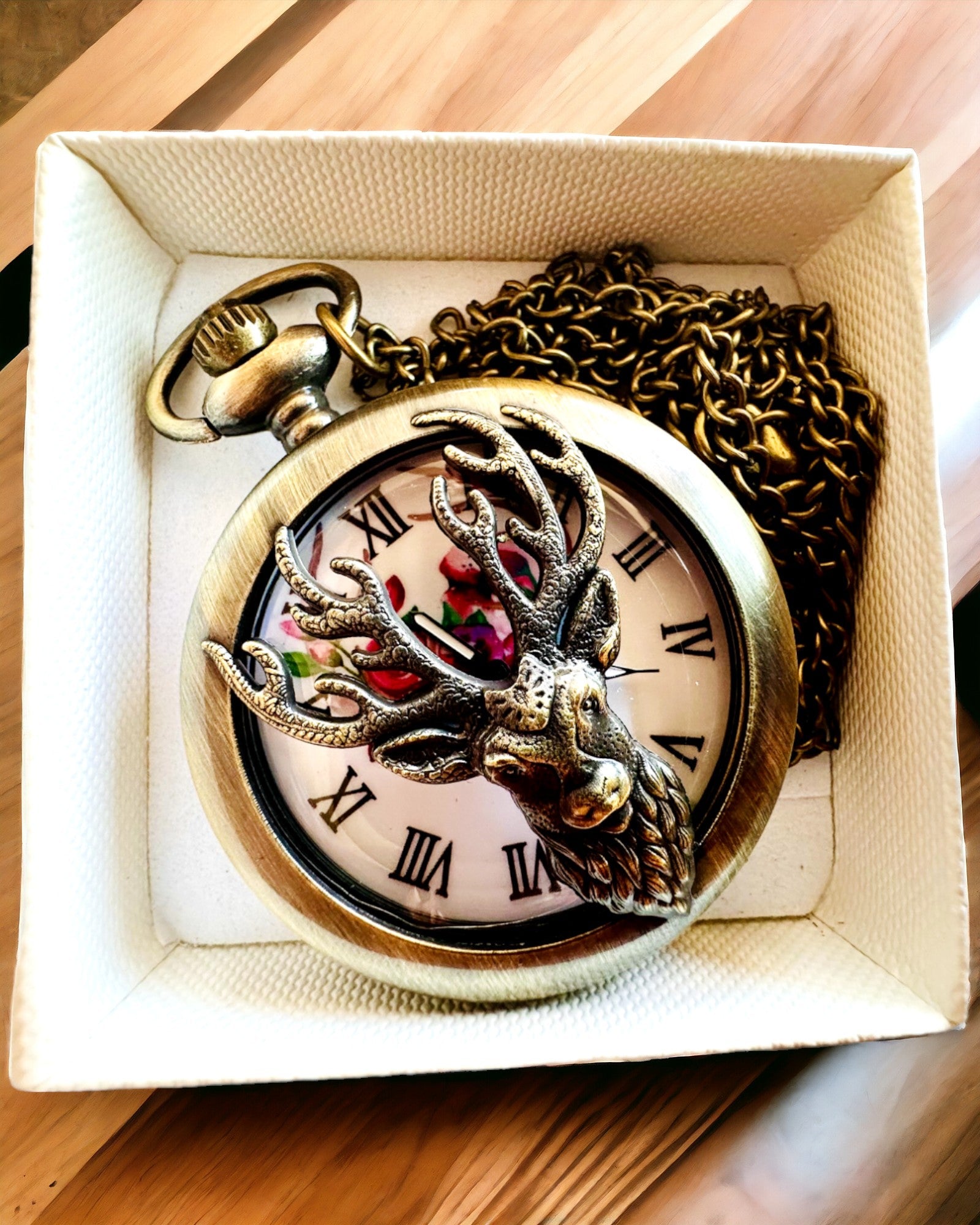 Pocket Watch Forest Guardian - Elegant Watch with Deer Motif, customizable with engraving