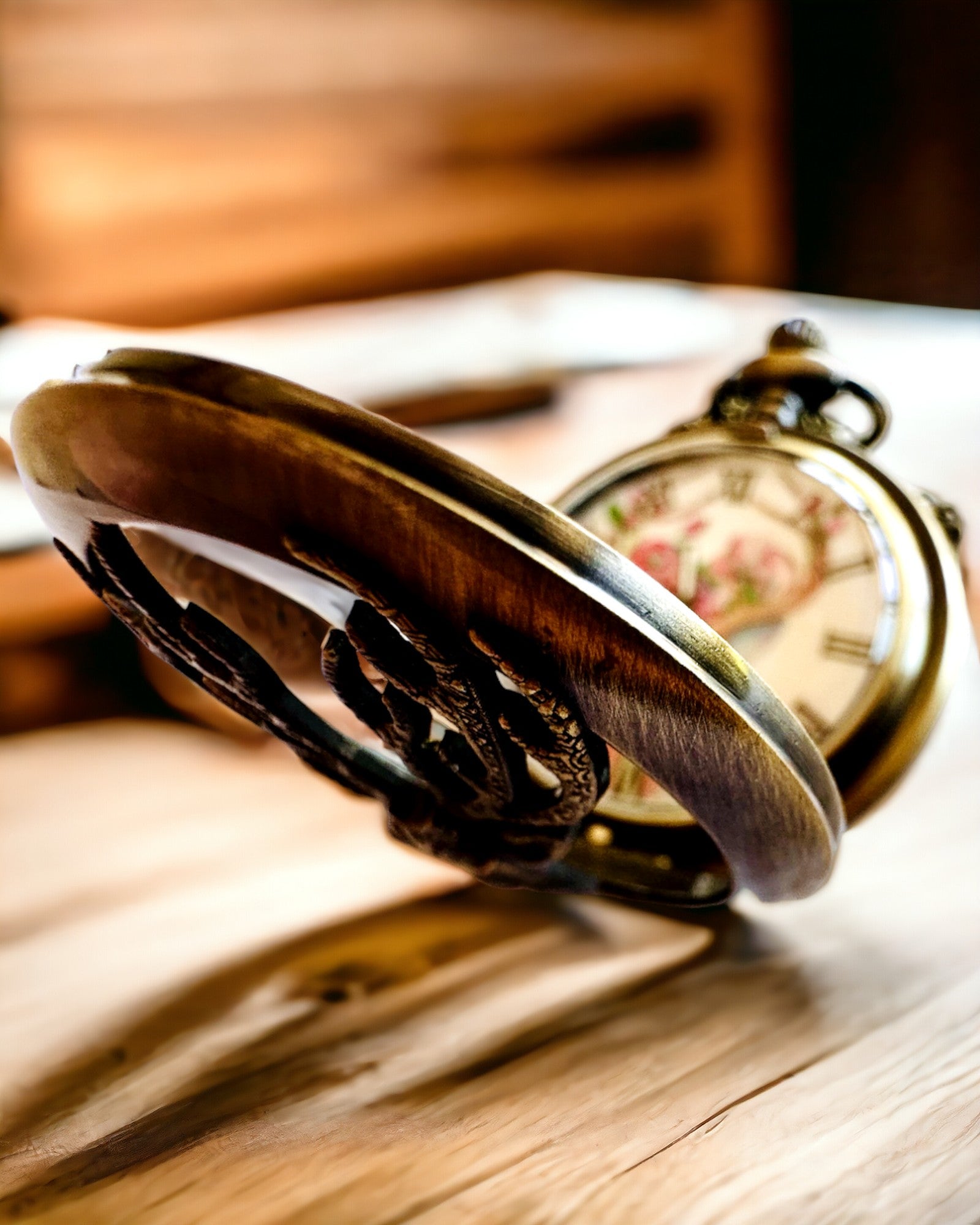 Pocket Watch Forest Guardian - Elegant Watch with Deer Motif, customizable with engraving