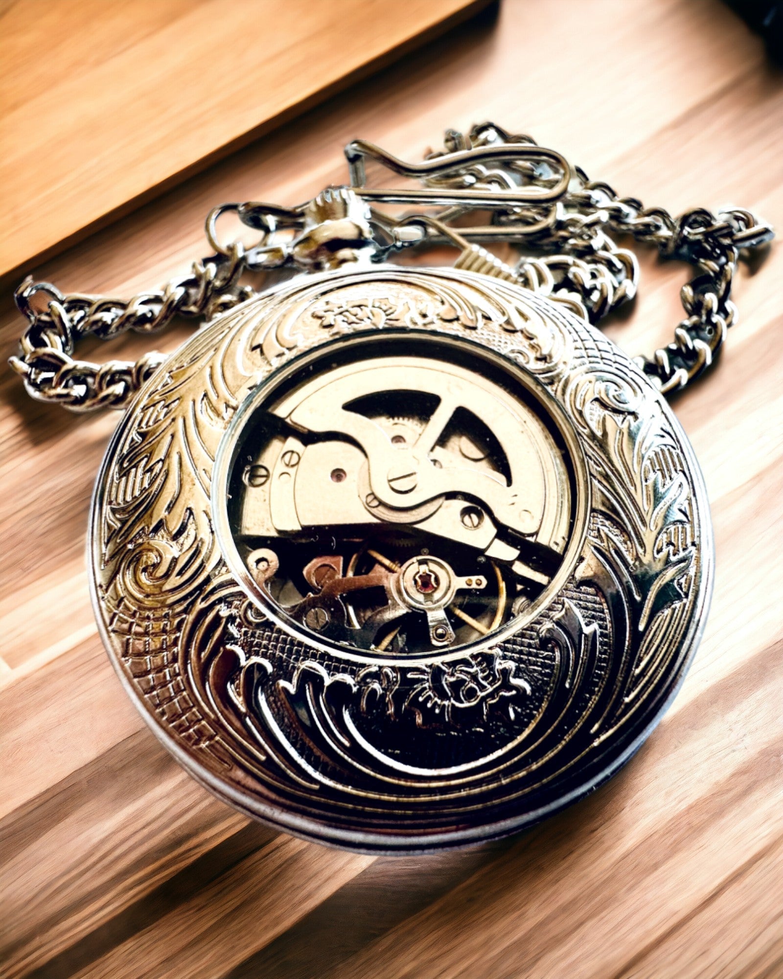 Silver pocket watch "Vintage Elegance" with personalization option by engraving