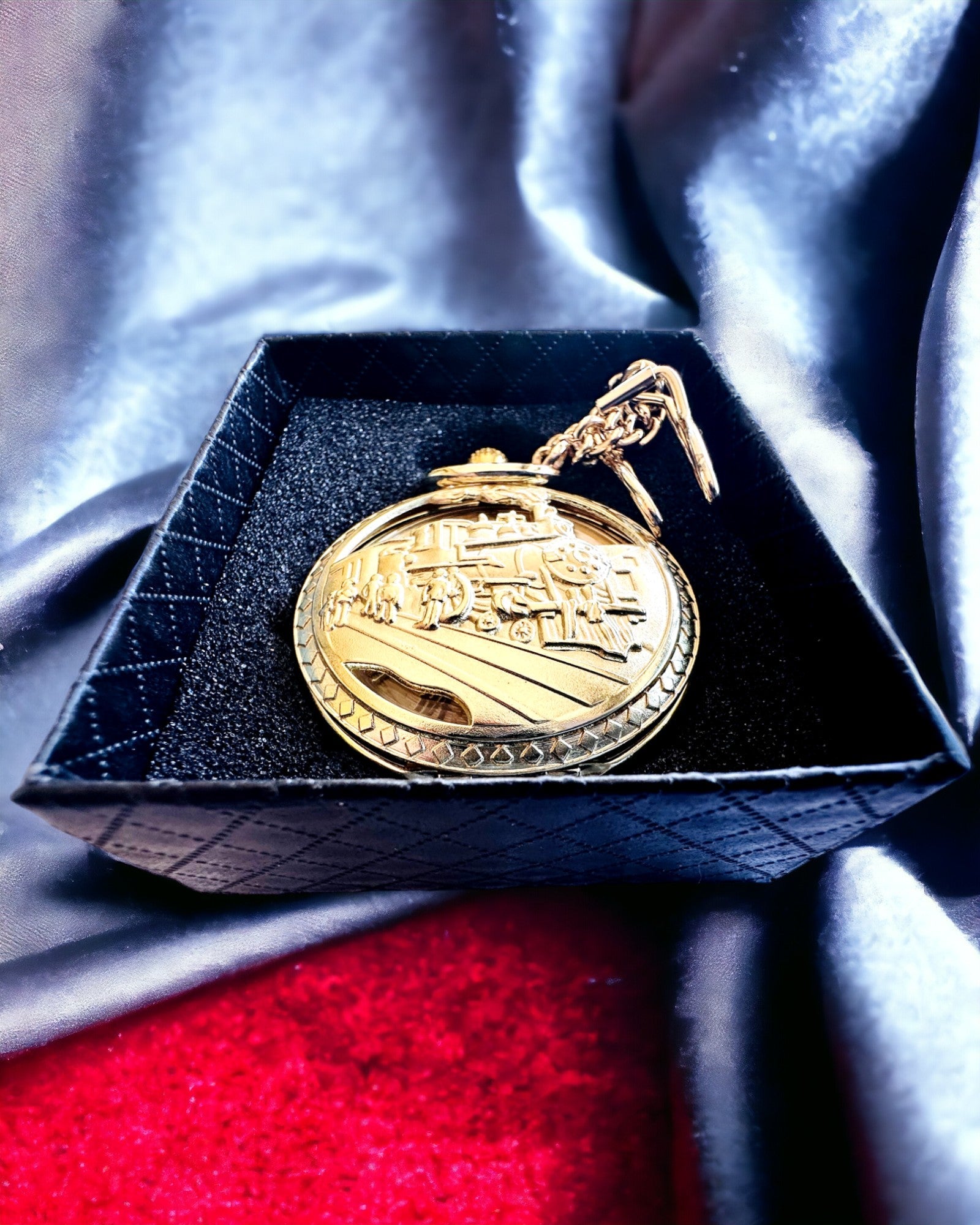 Pocket Watch "Imperial Train", customizable with engraving, gold color