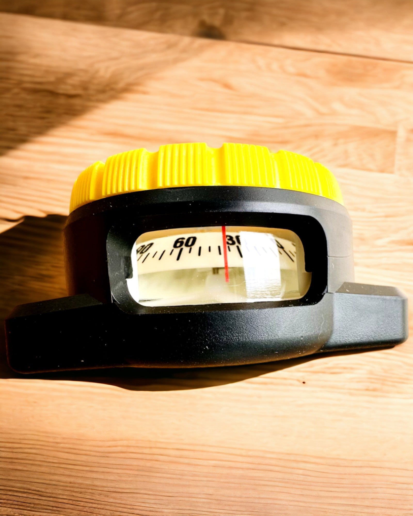 AquaGuide Diving Compass - waterproof compass with luminescence function and flexible strap, customizable