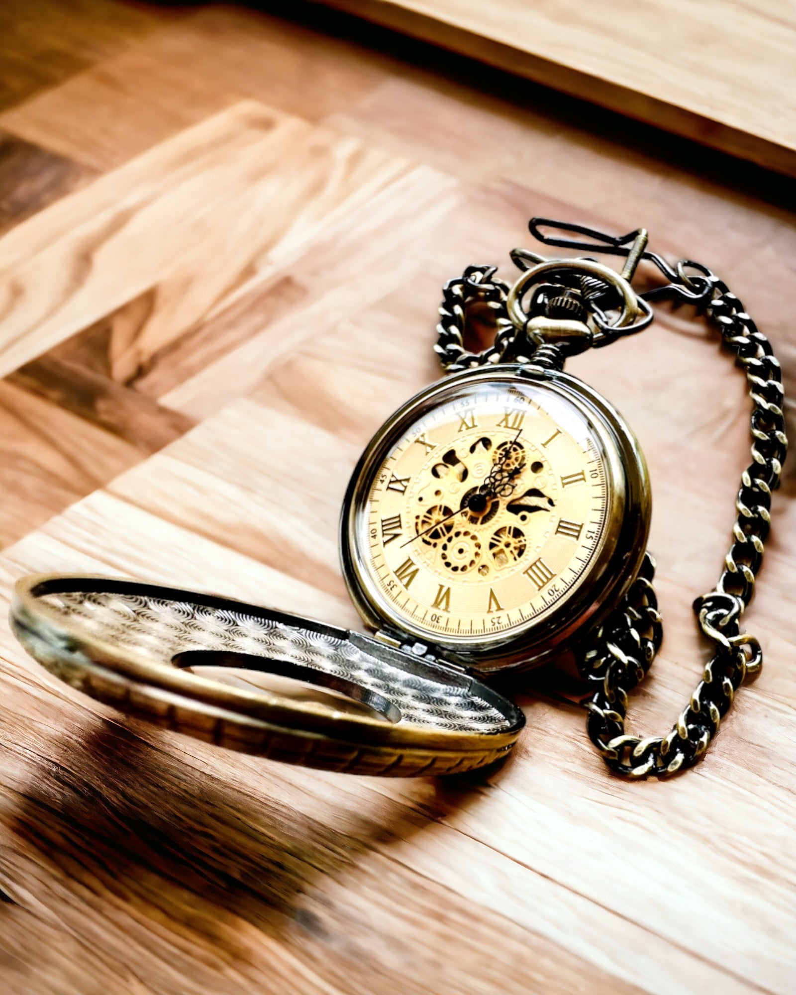 Pocket watch "Retro Elegance", customizable with engraving