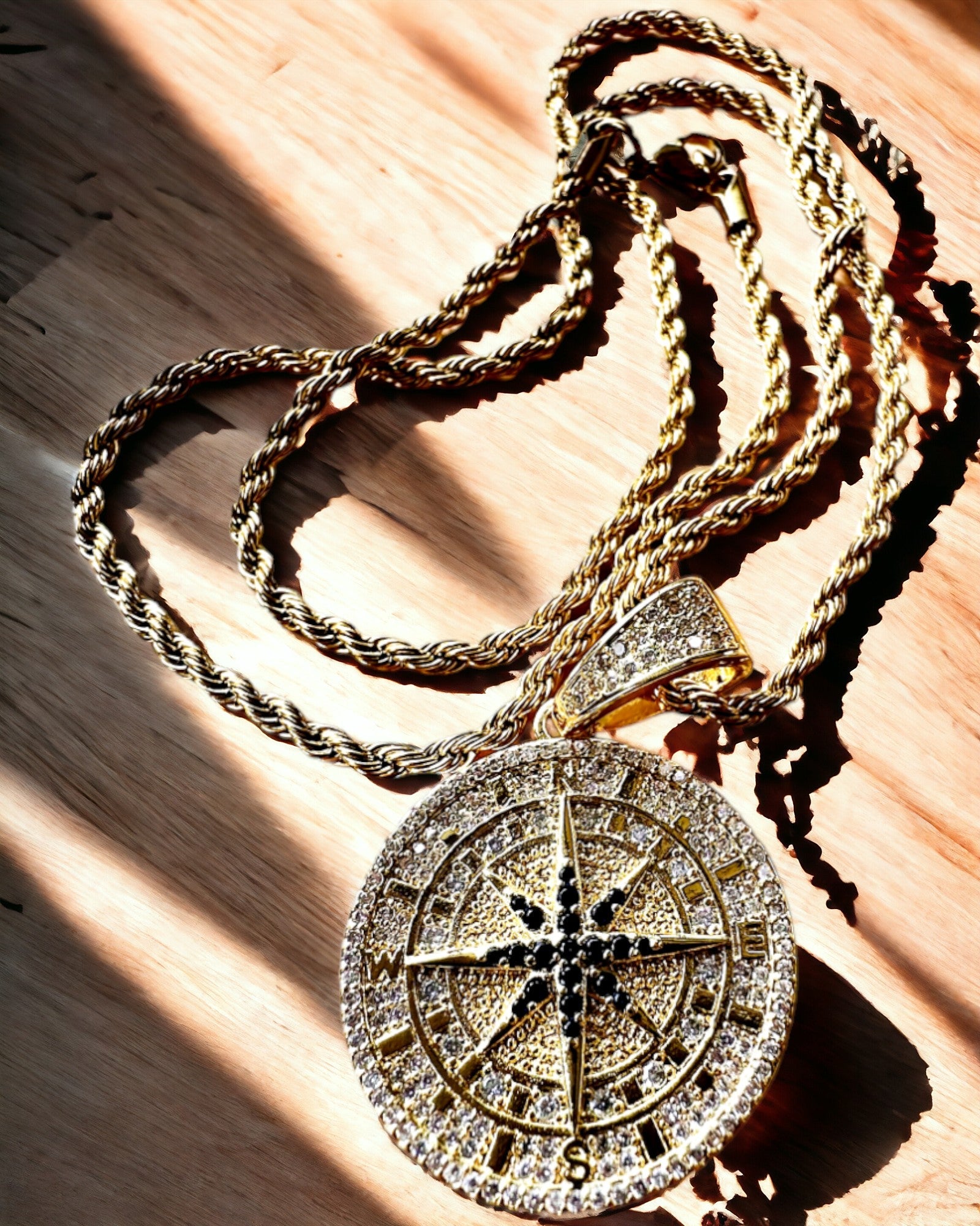 Necklace with Compass Pendant in Glamour Style with Zirconia for Women and Men - gold color, engraving
