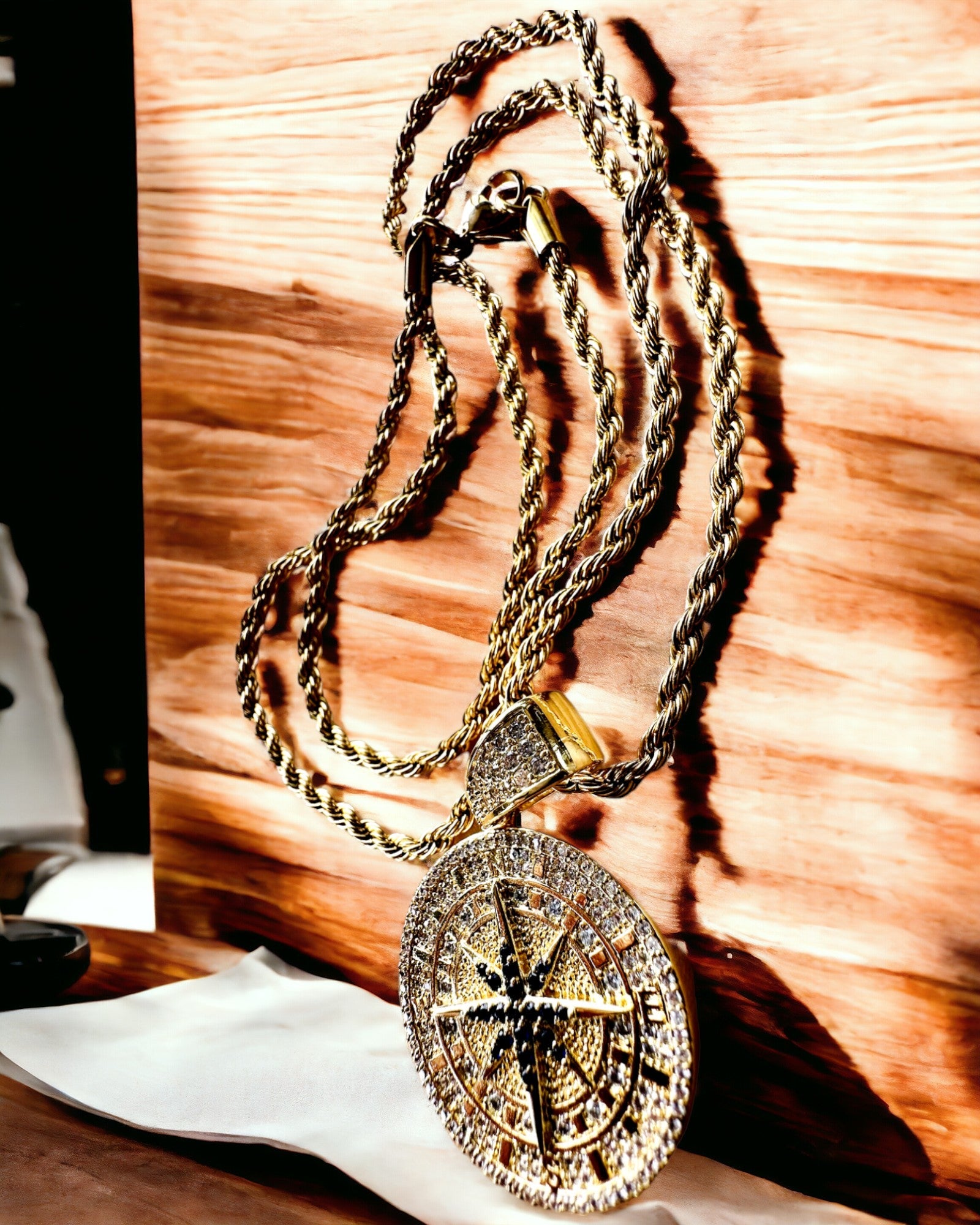 Necklace with Compass Pendant in Glamour Style with Zirconia for Women and Men - gold color, engraving