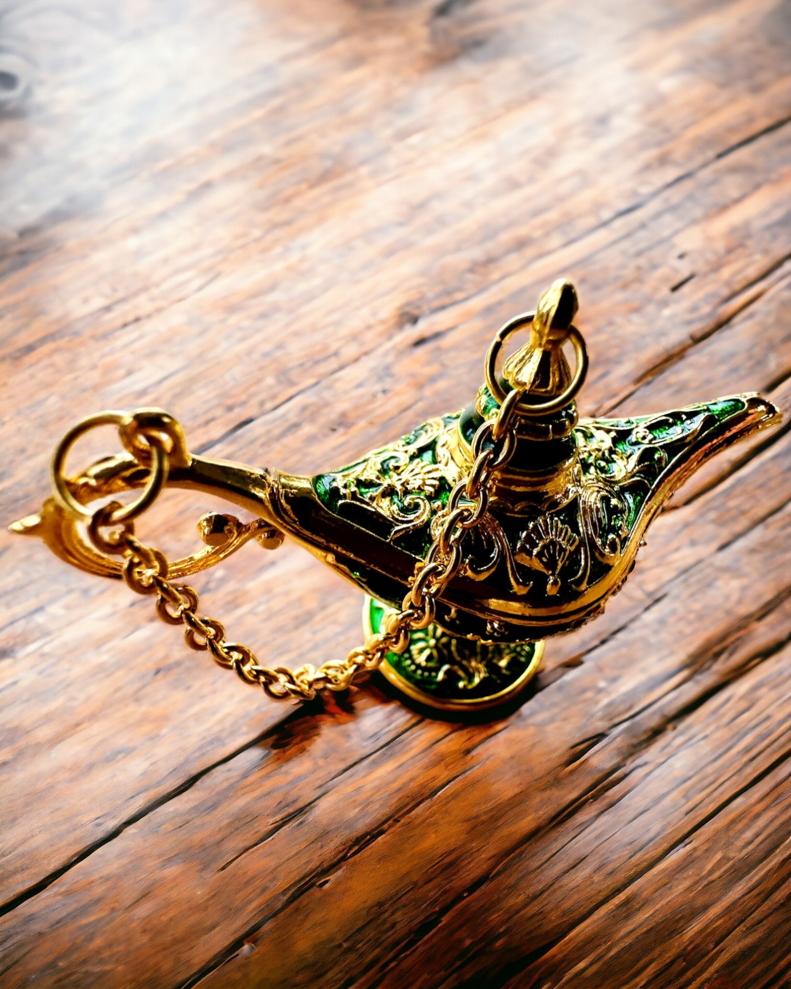 Small 4 cm Magic Aladdin Lamp, keychain, 6 color variants - Enchanted Memories, personalization with engraving