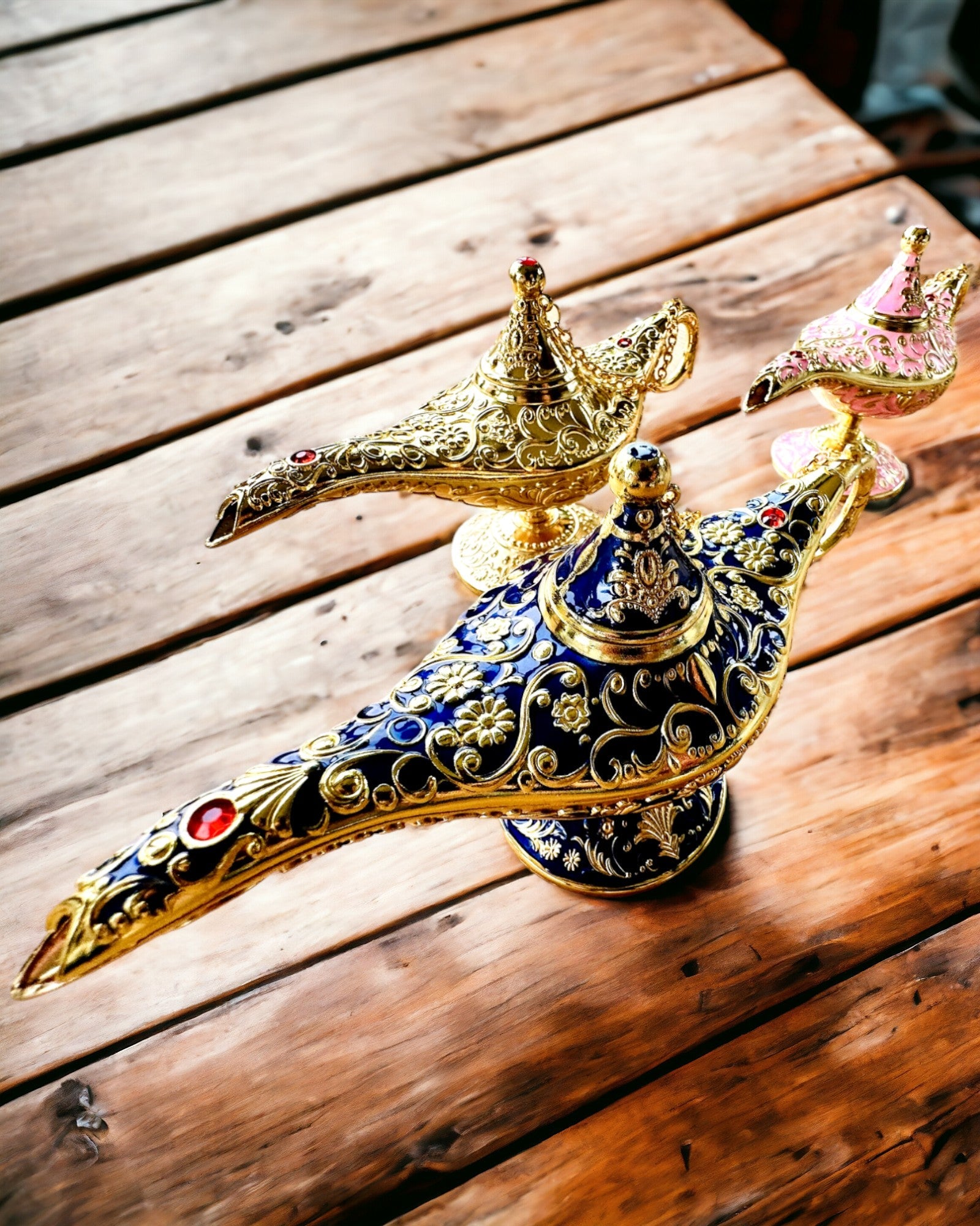 Magic Aladdin Lamp with Engraving Option - Dark Navy Variant, interwoven with gold
