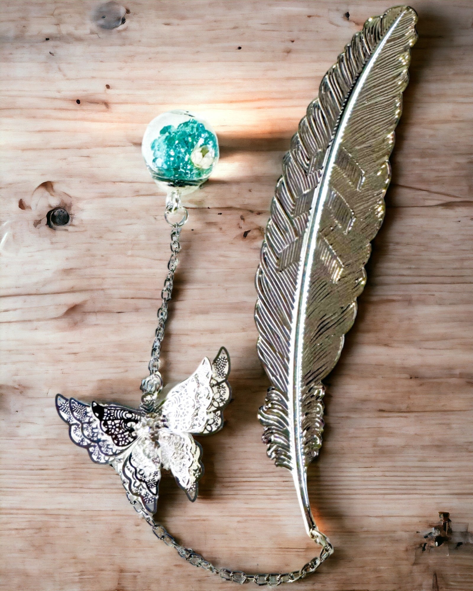 Creative Retro Style Bookmark with Feather and Butterfly Motif – Elegant Promotional Gift, Silver/Blue Color