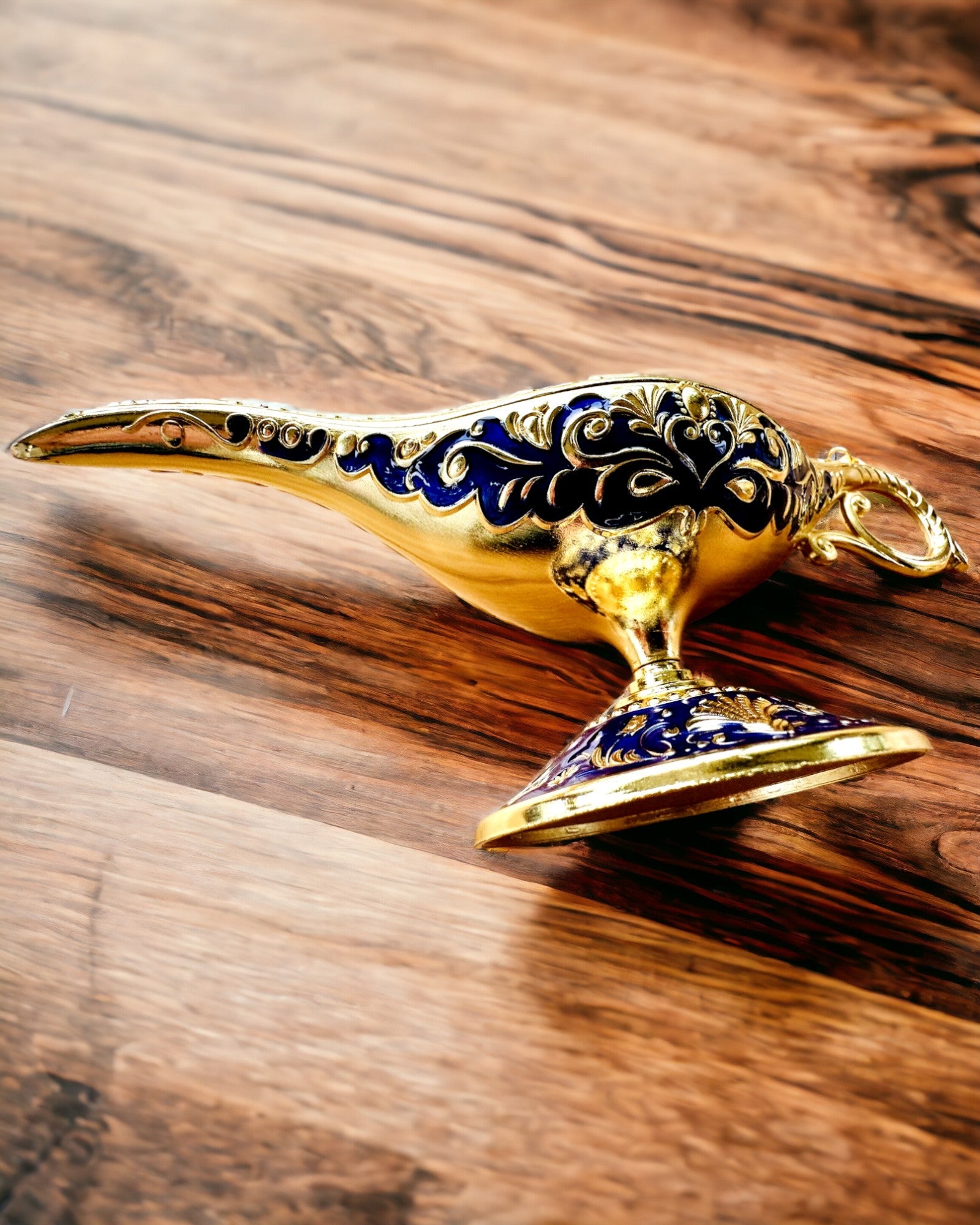 Magic Aladdin Lamp with Engraving Option - Dark Navy Variant, interwoven with gold