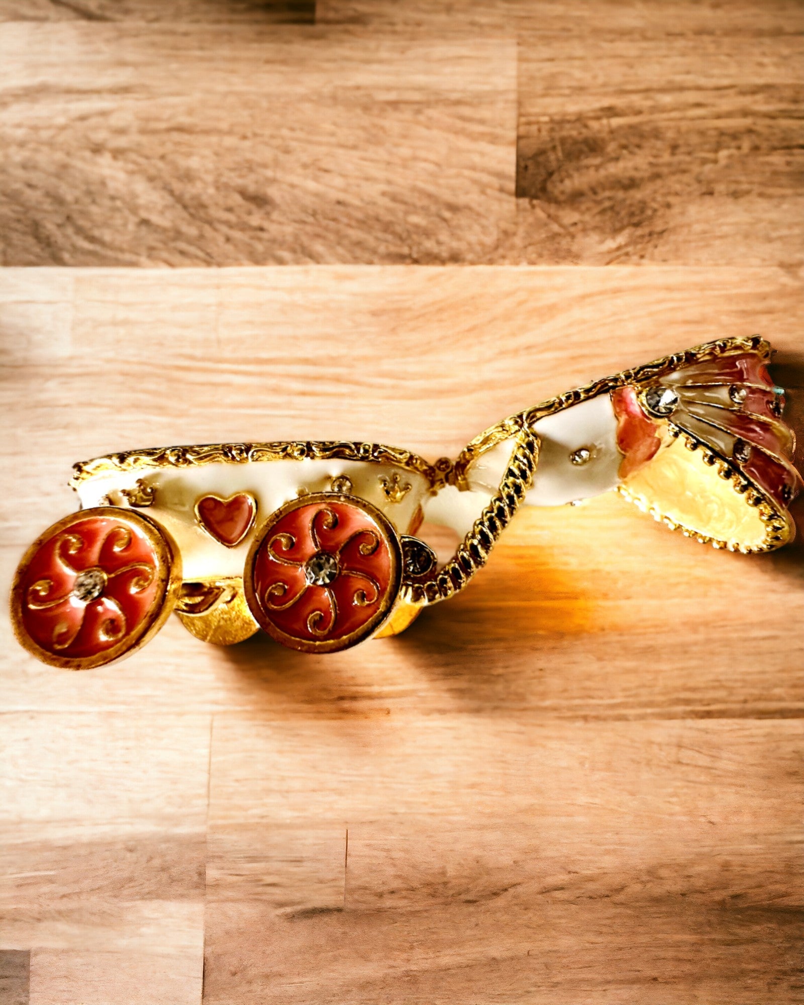 Small Fairy Tale Jewelry Cart, Treasures - Royal Elegance, personalization with engraving