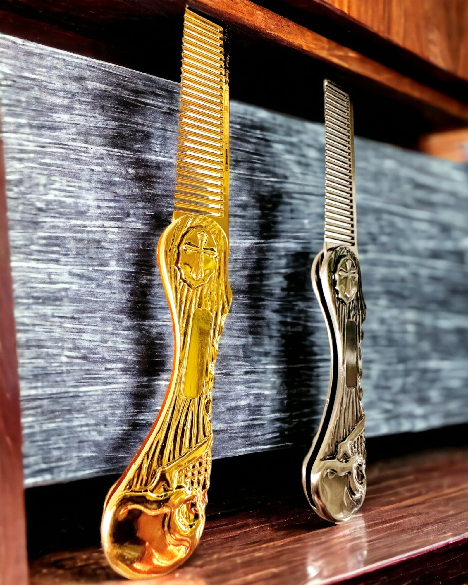 Mystic Skull Comb - premium comb, customizable with engraving