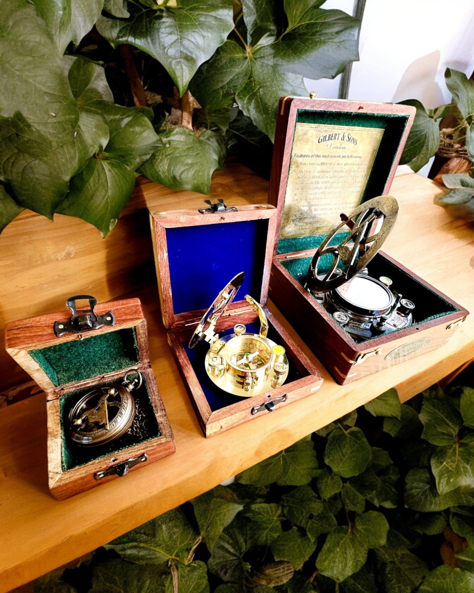 Wooden Box for Compass "Navigator" - personalization with engraving available