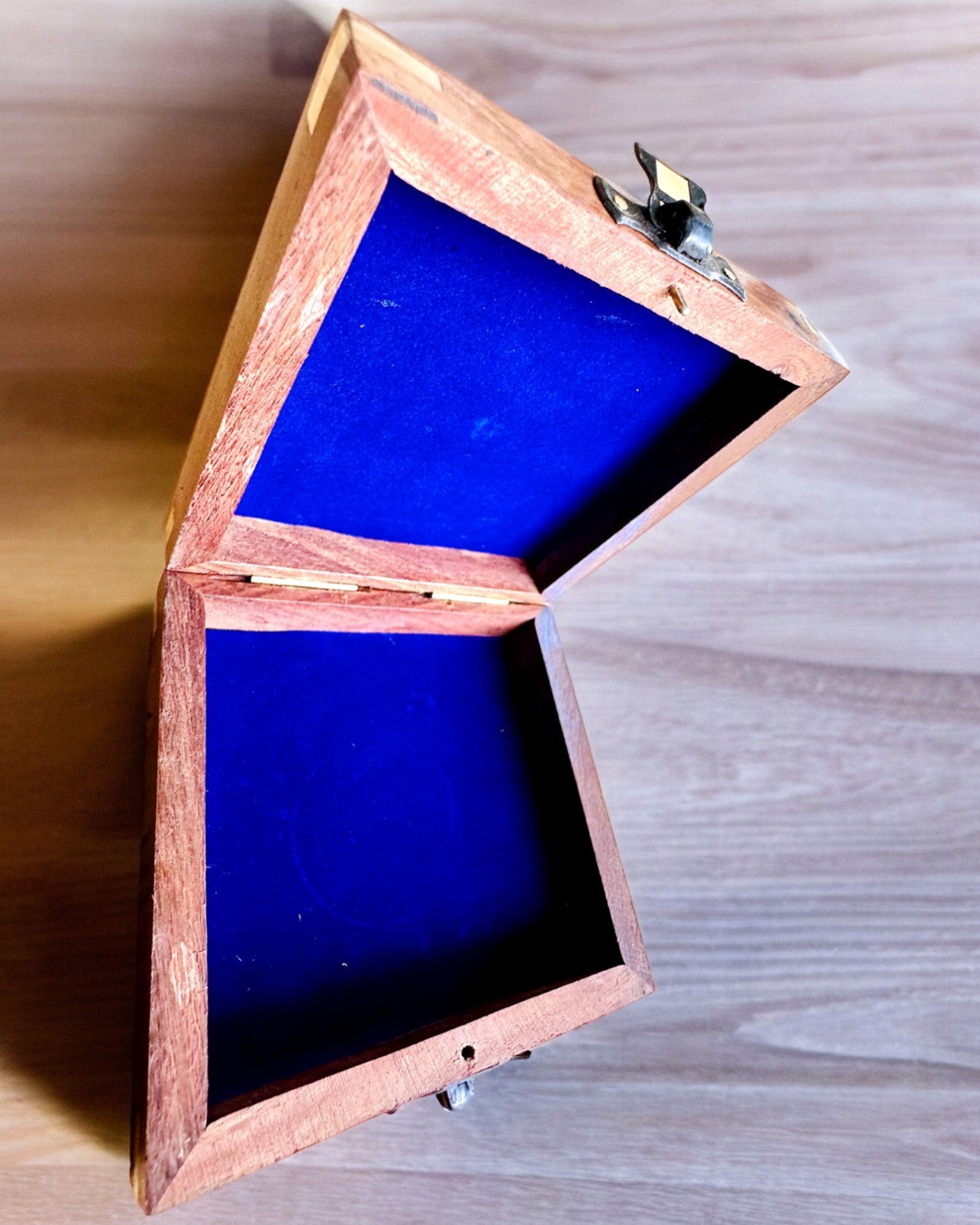 Wooden Box for Compass "Navigator" - personalization with engraving available