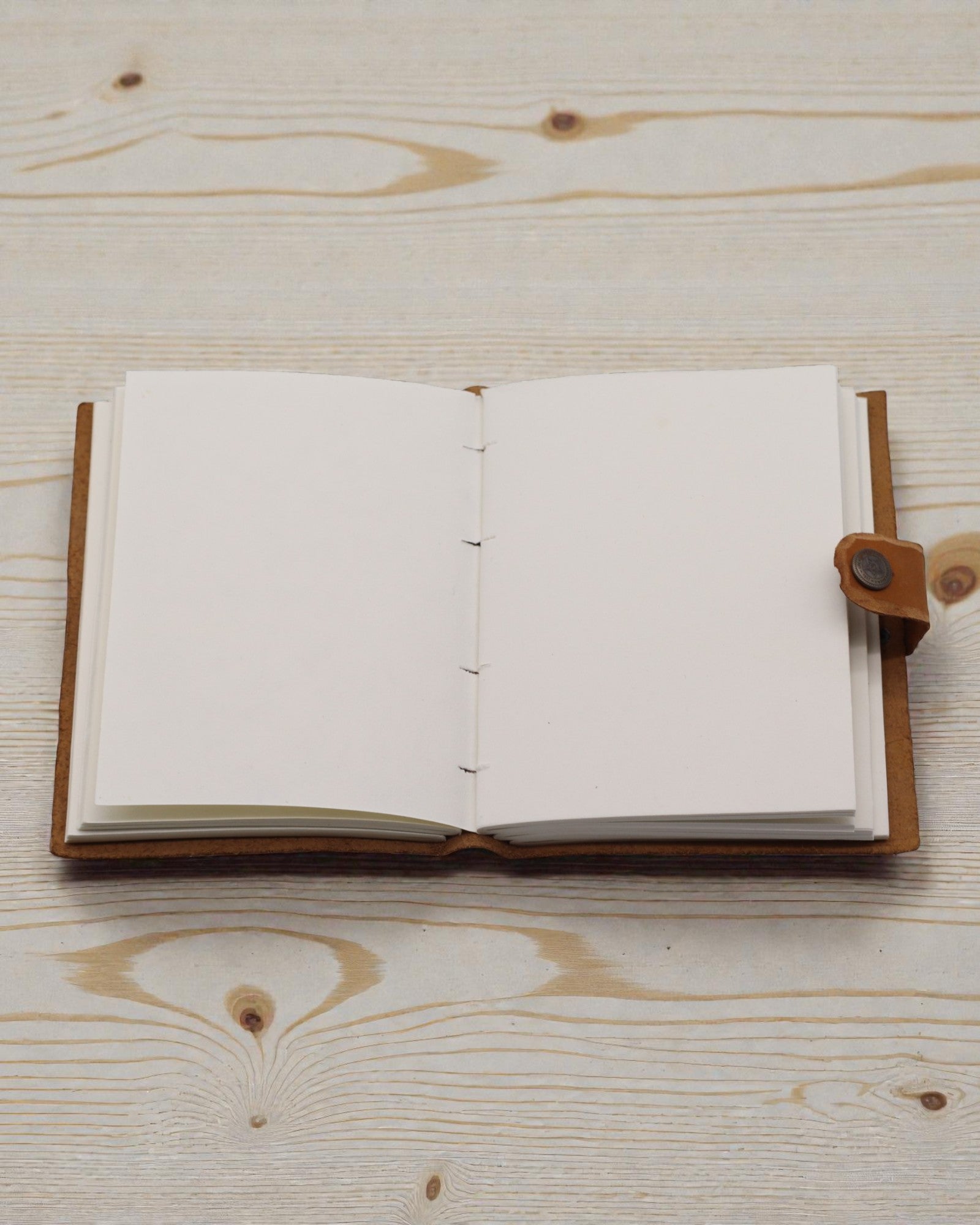 Leather Notebook with Embossed Flowers – brown (17.8 x 12.7 cm)