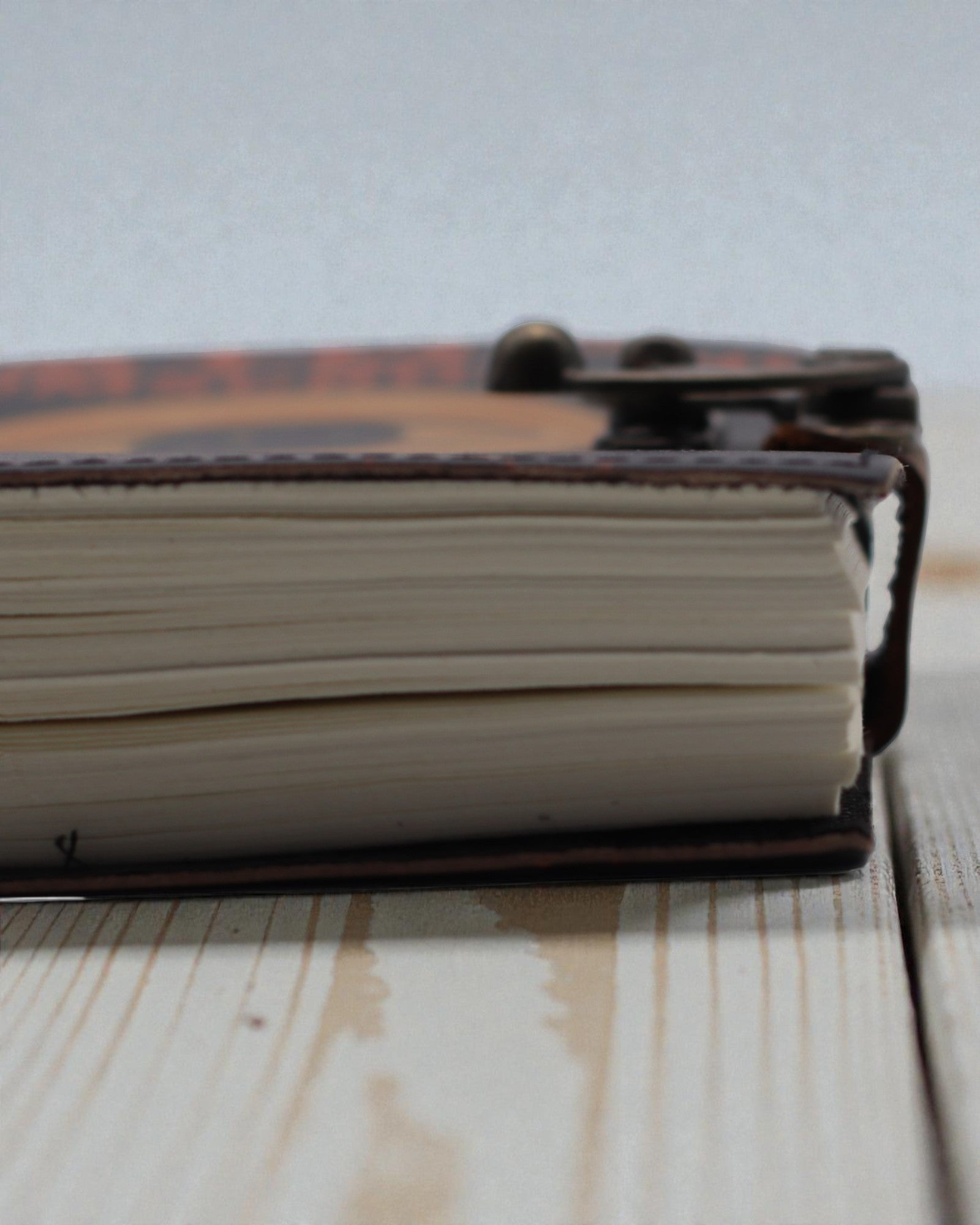 Leather Notebook with Print – Stop Doomscrolling (17,8 × 12,7 cm)