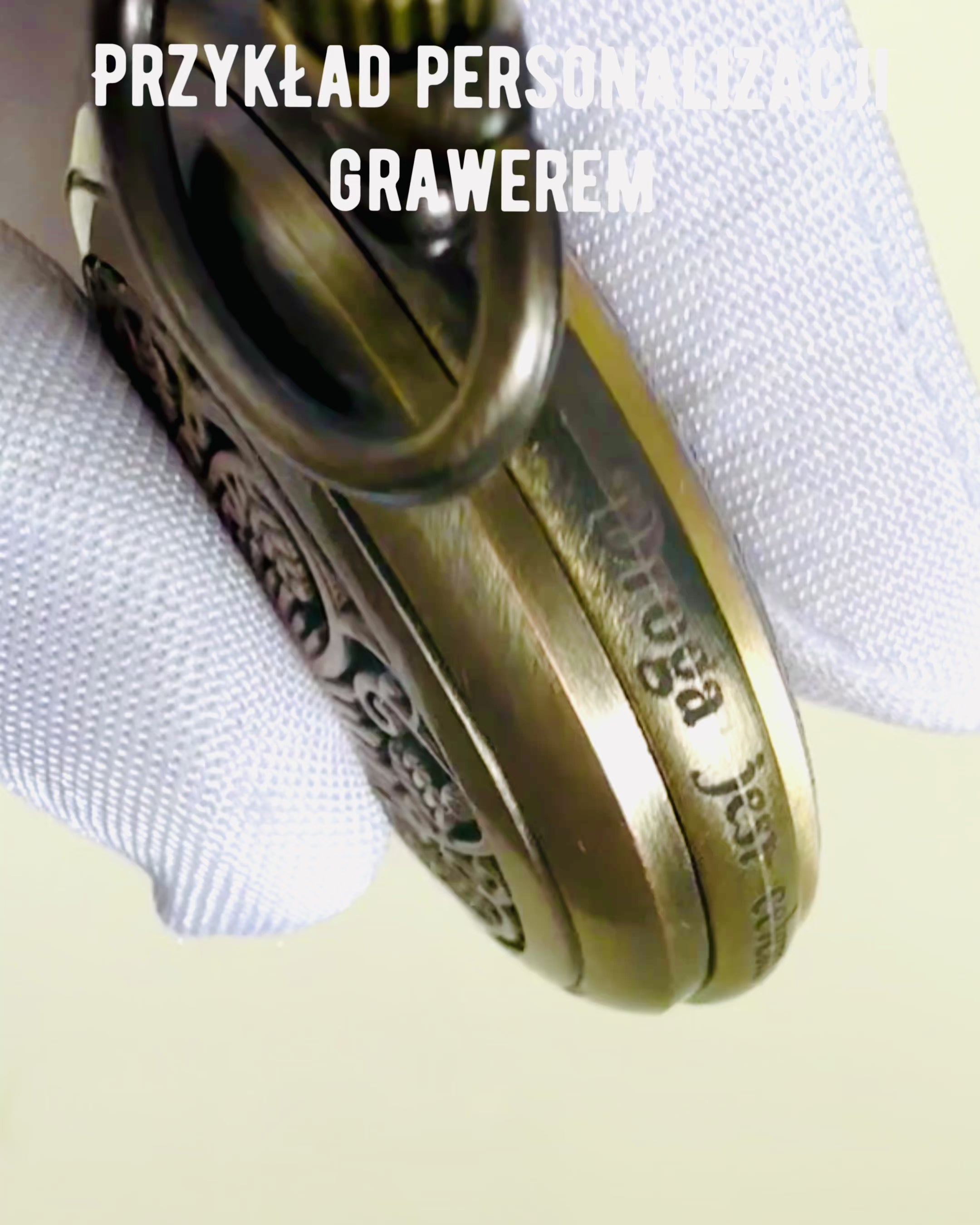 Vintage Style Navigation Compass with Openwork Pattern – Brown-Gold Color