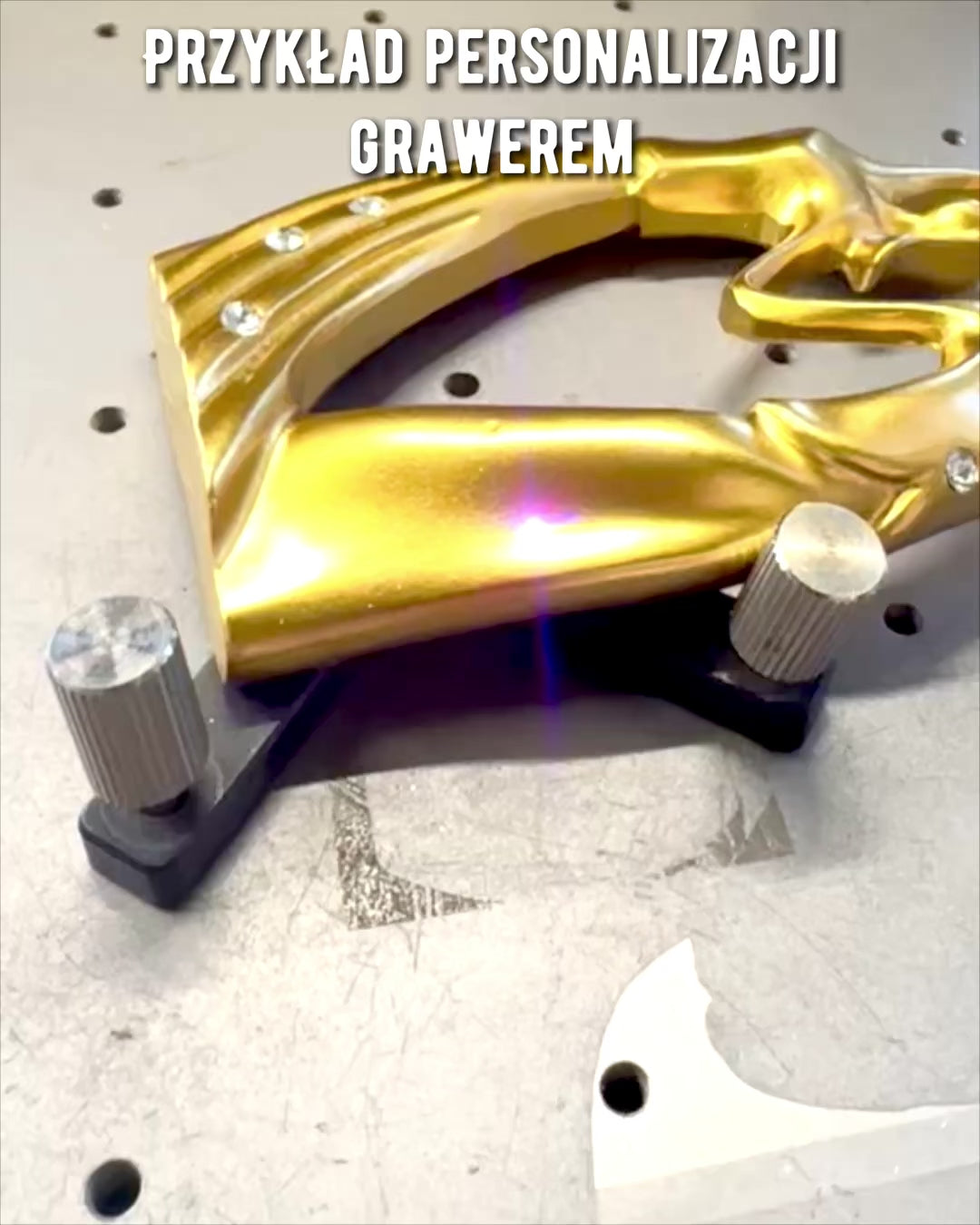 Figurine symbol of love - "Eternal Closeness" as a gift, personalization with engraving