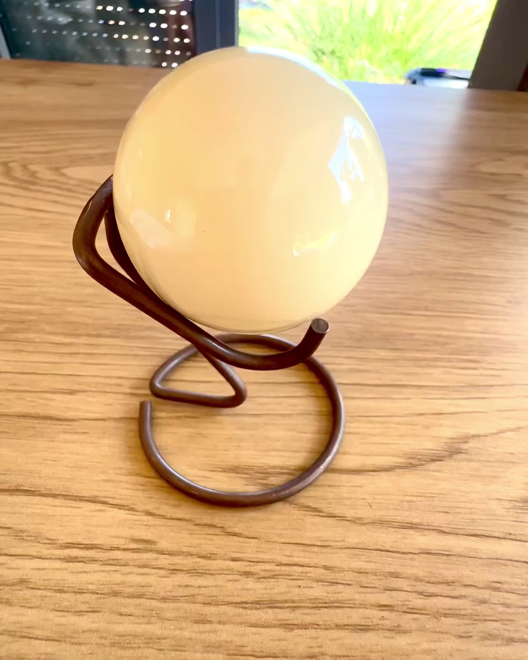 Billiard ball on a brass stand, possibility of personalization with engraving as a gift