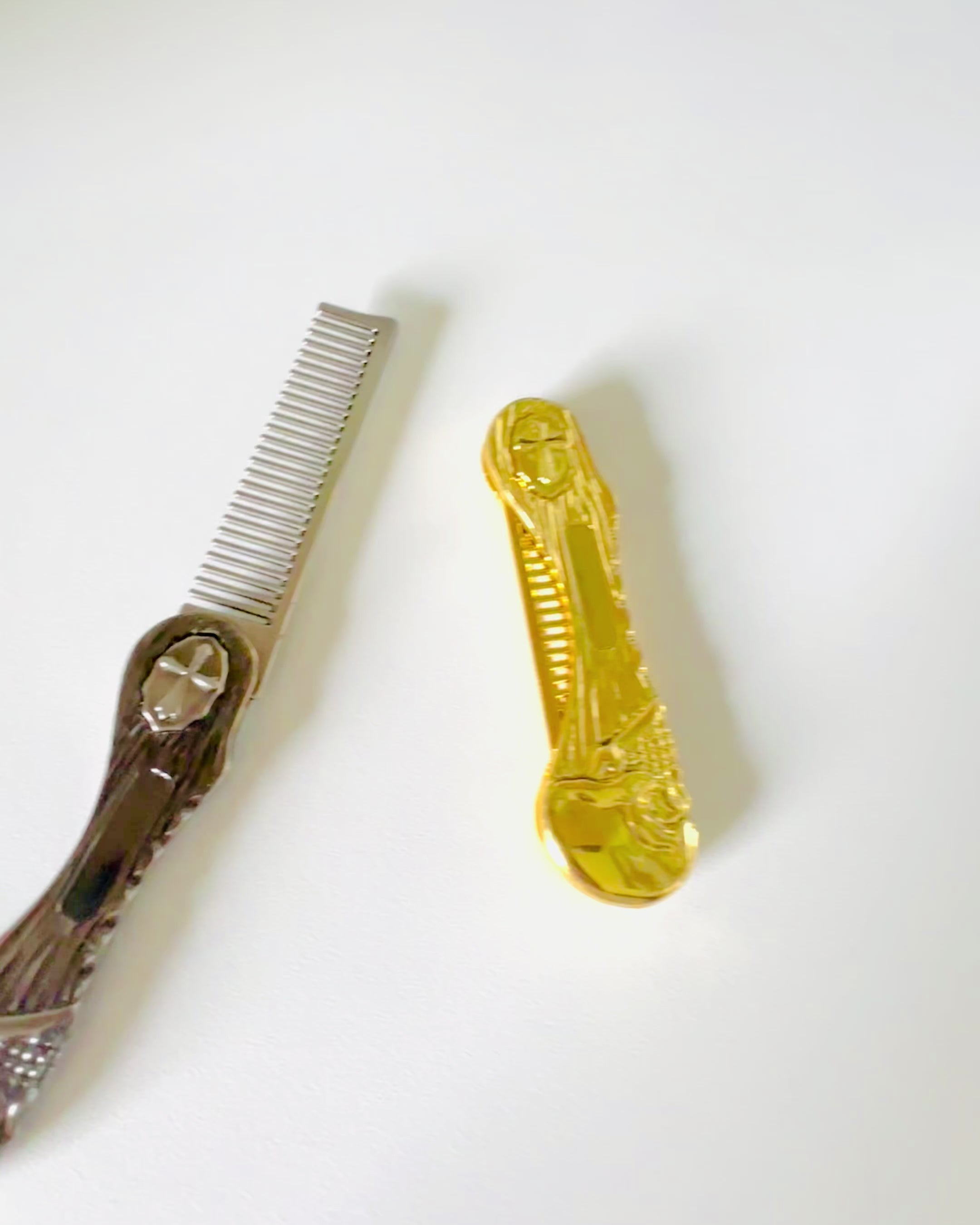 Mystic Skull Comb - premium comb, customizable with engraving