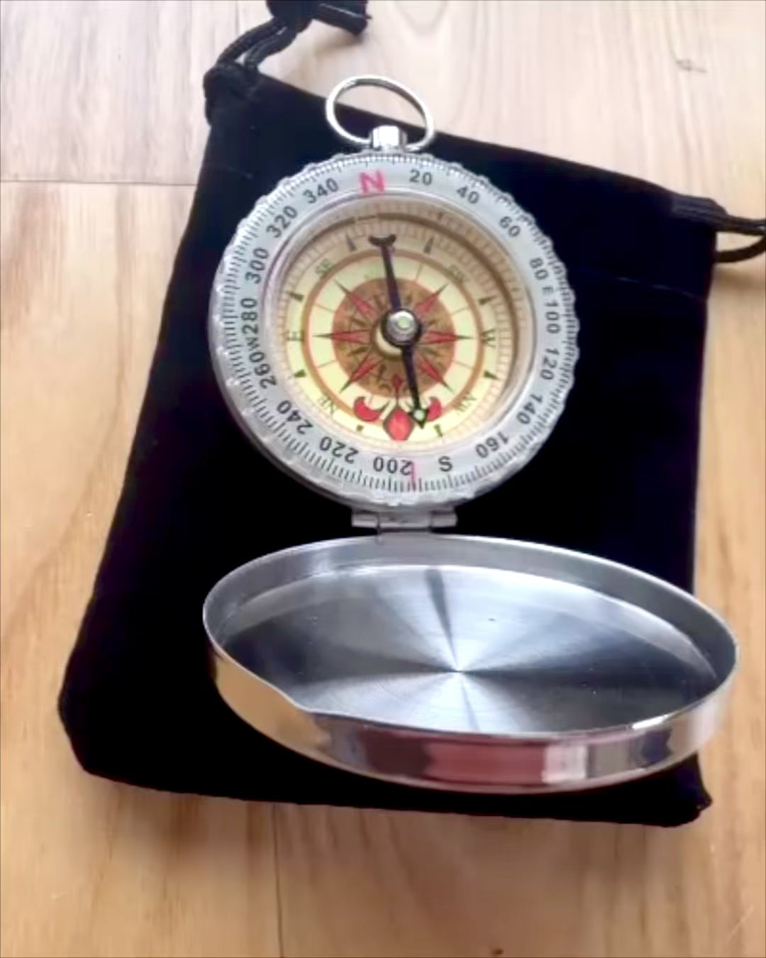 Waterproof Brass Compass with Glow Effect - Essential for Hiking and Camping, personalization with engraving