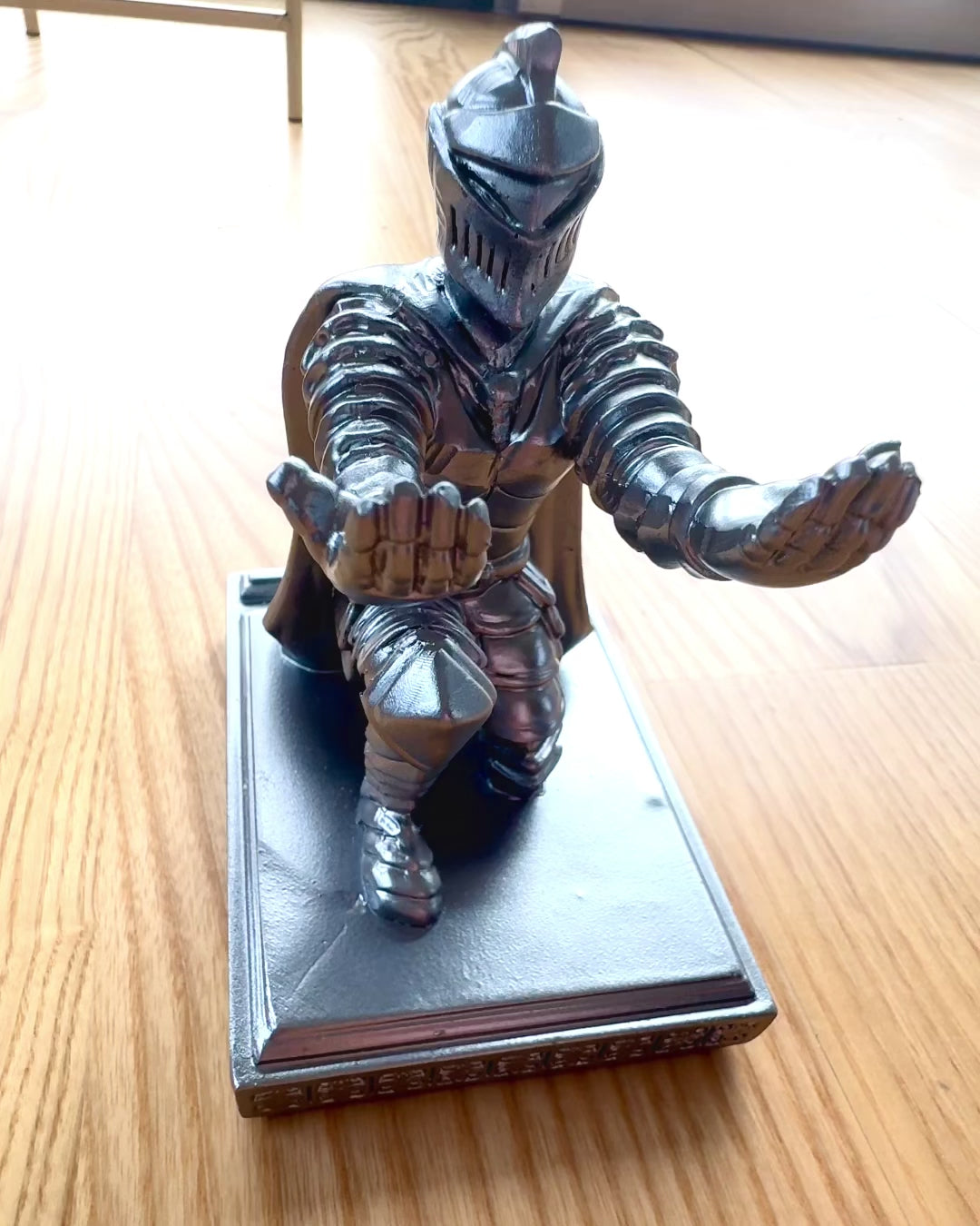 Knight's Stand for Phone or Pen, Customizable with Engraving for a Gift