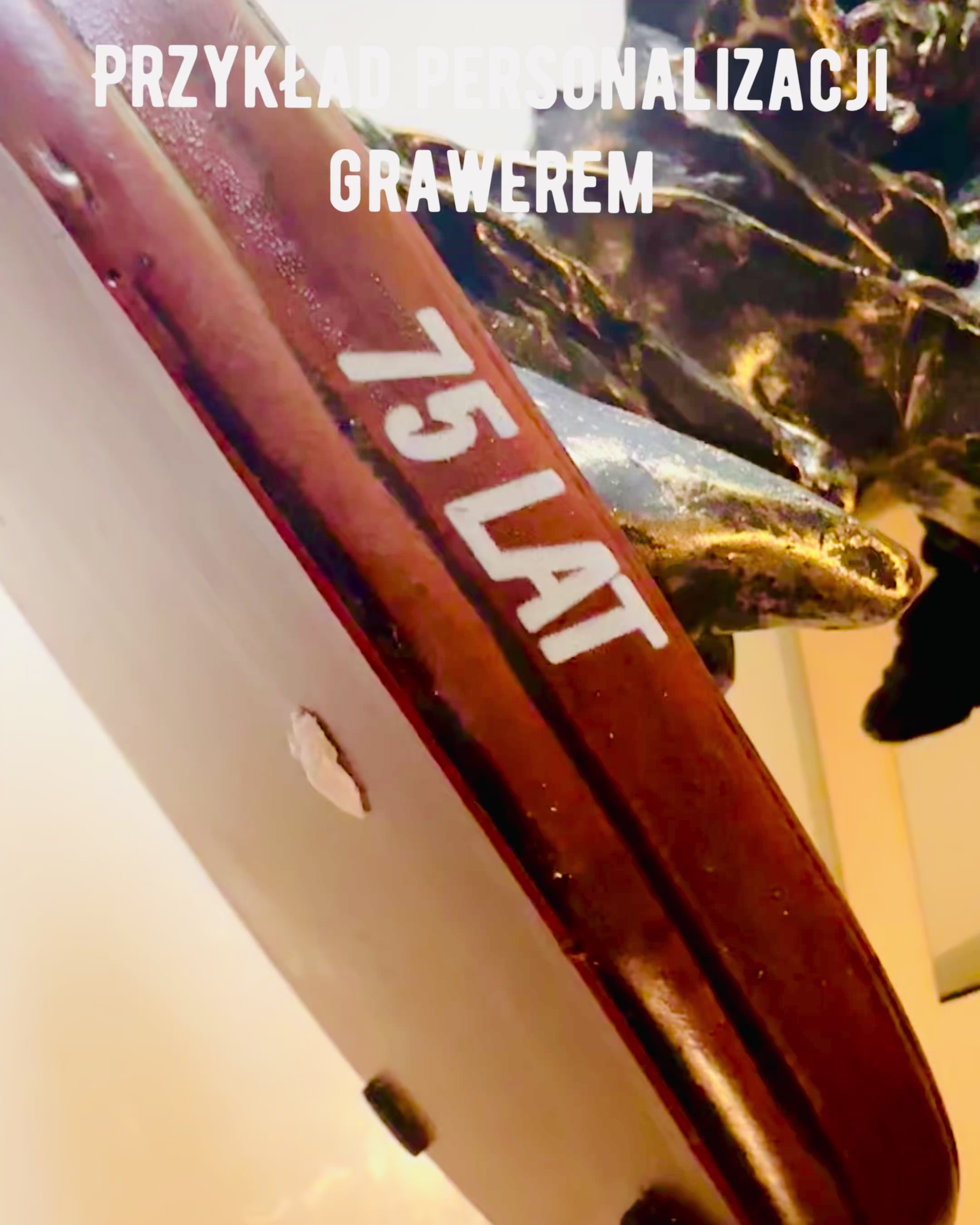 Decorative Statuette "Flying Eagle" – Majestic Symbol of Strength and Freedom