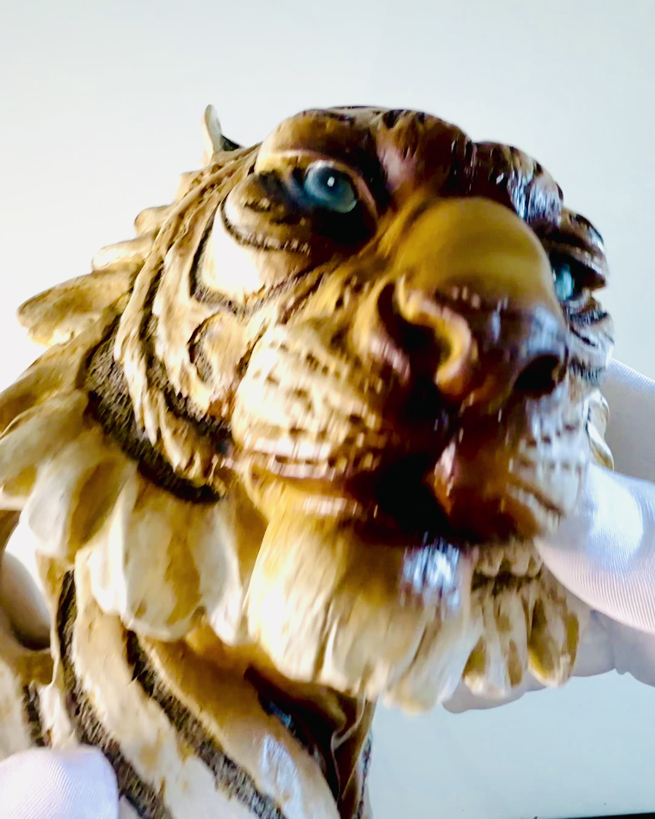 "Tiger King of the Jungle" Statuette with Engraving Option, 29 cm Tall Figurine, Gift Decoration