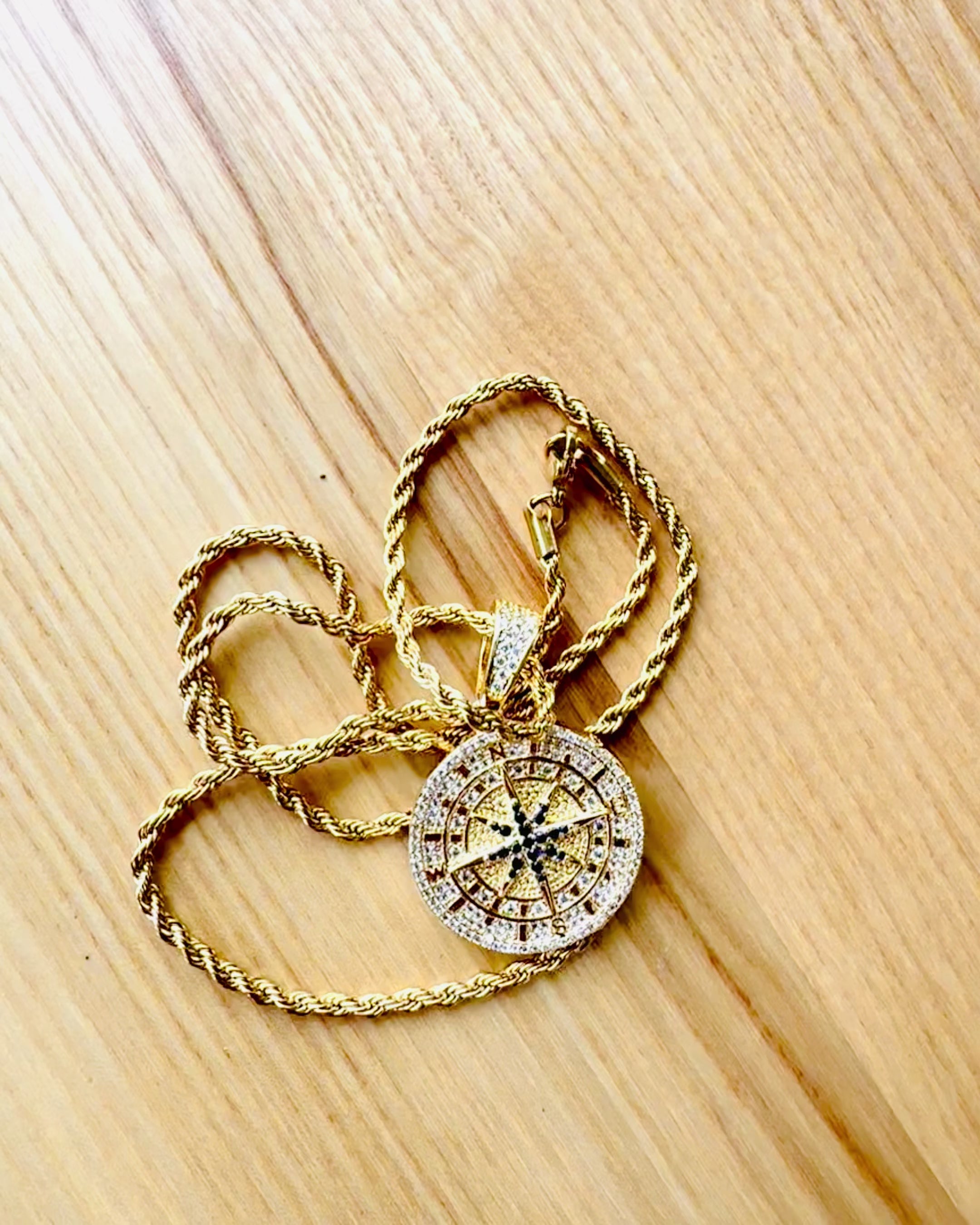 Necklace with Compass Pendant in Glamour Style with Zirconia for Women and Men - gold color, engraving