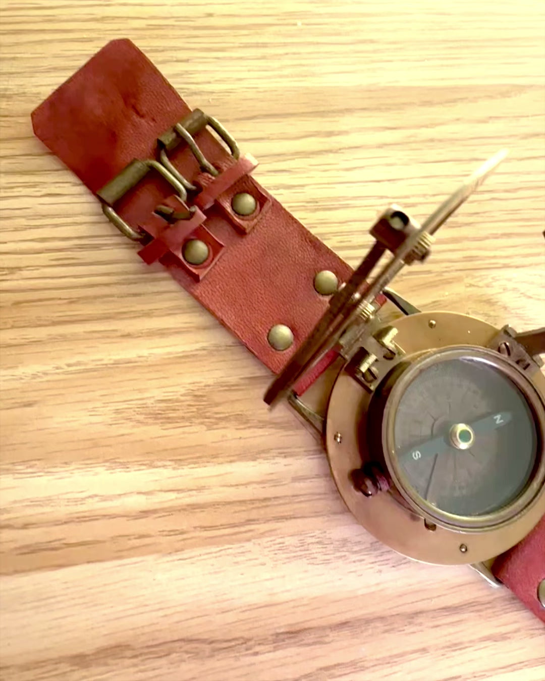 Sundial "Antique Compass", wristwatch with compass, customizable with engraving