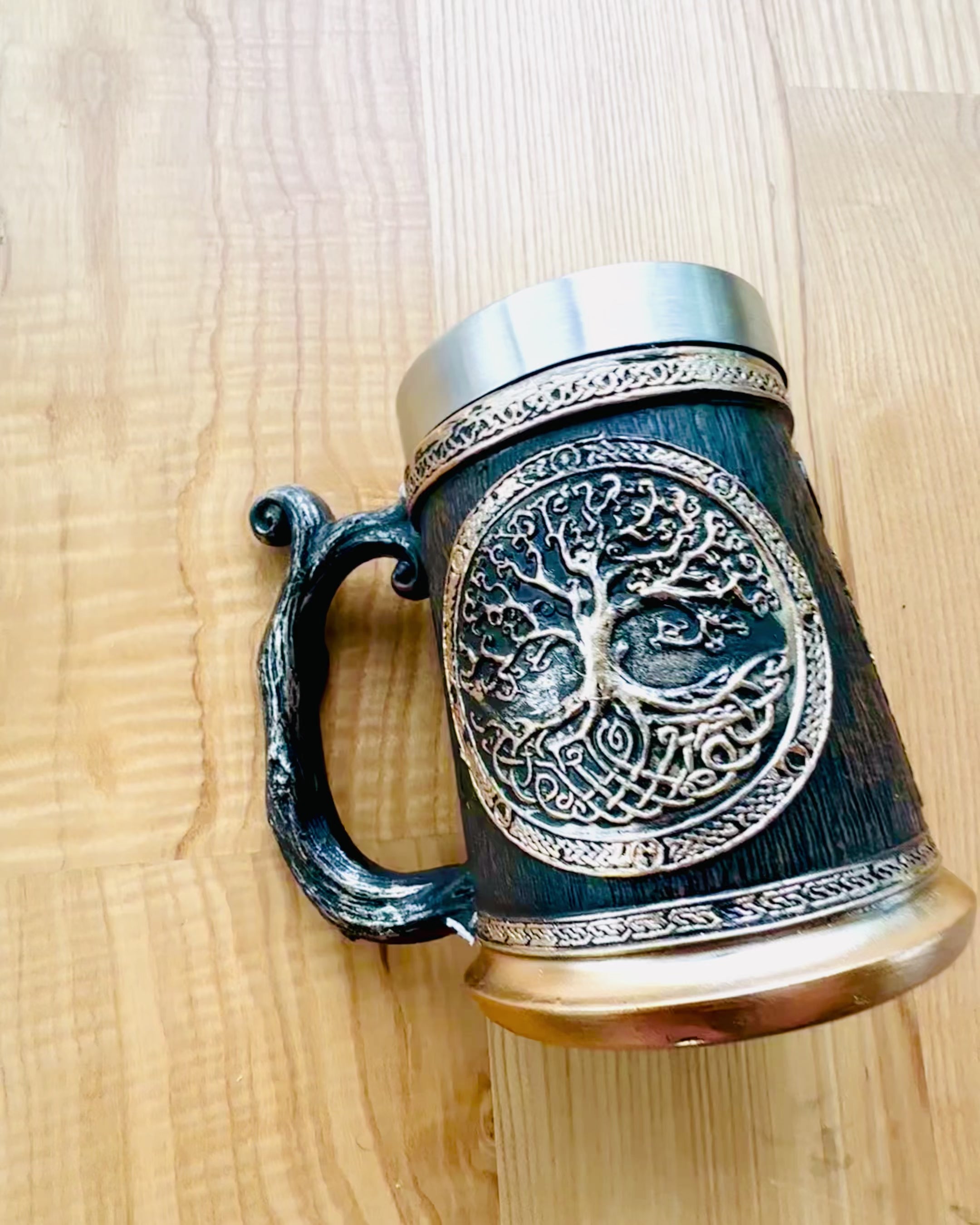 Nordic World Tree Mug - Masterful Craftsmanship, 600 ml, customizable with engraving