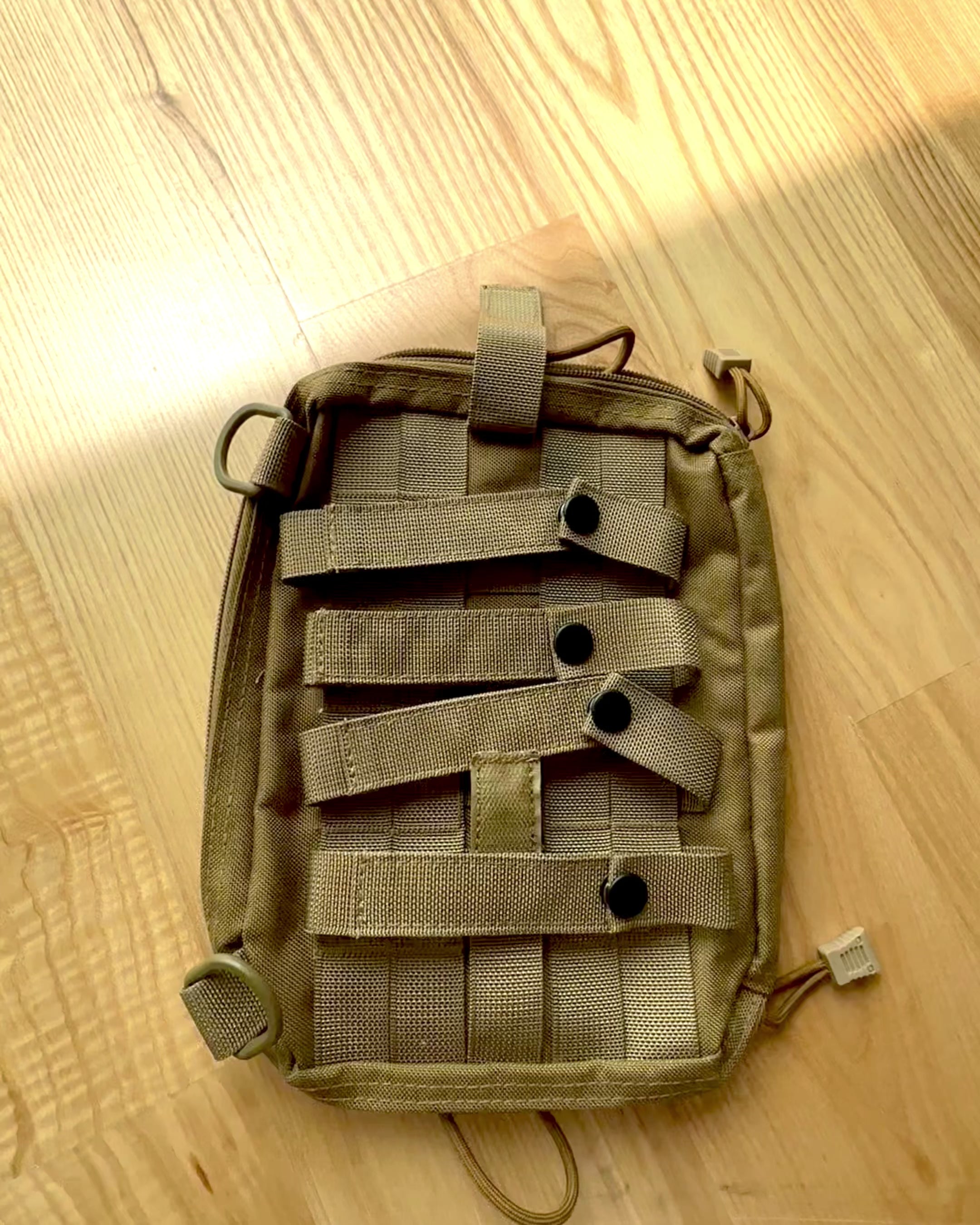 Traveler's Tactical Pouch - MOLLE "Militaris" - 26 cm x 5.5 cm x 19 cm