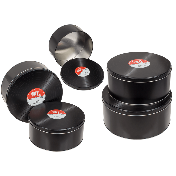Metal boxes, styled as vinyl records in a retro atmosphere, with the option of engraving personalization