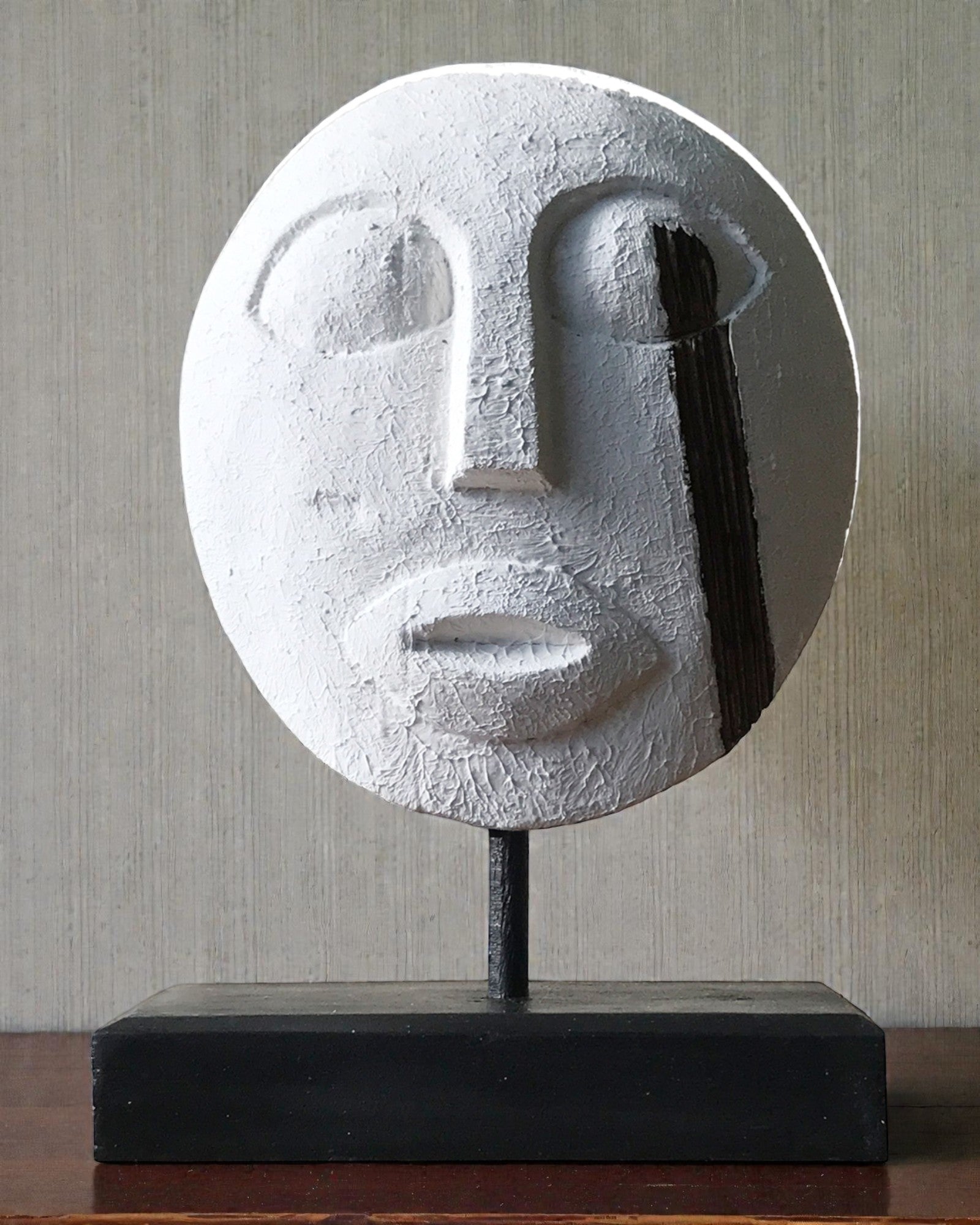 Timorese Mask Ancestors' Guardian 27x20 cm – White