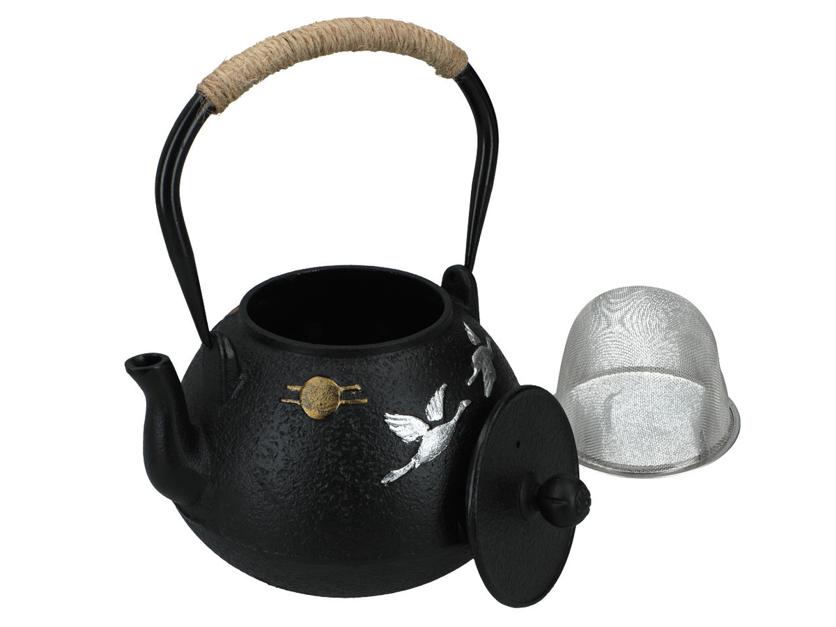 Cast-iron teapot with an enameled insert and infuser, 1200ml