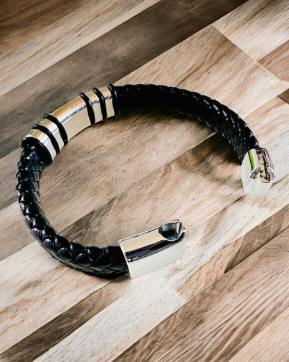 Fashionable Hip Hop Bracelet for Men with Custom Engraving and Magnetic Clasp – Choose Style with Silver or Gold Accents, 22cm PU Leather