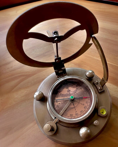 Captain's Compass "Explorer 2" - personalization option with engraving for a gift, 2 color variants to choose from